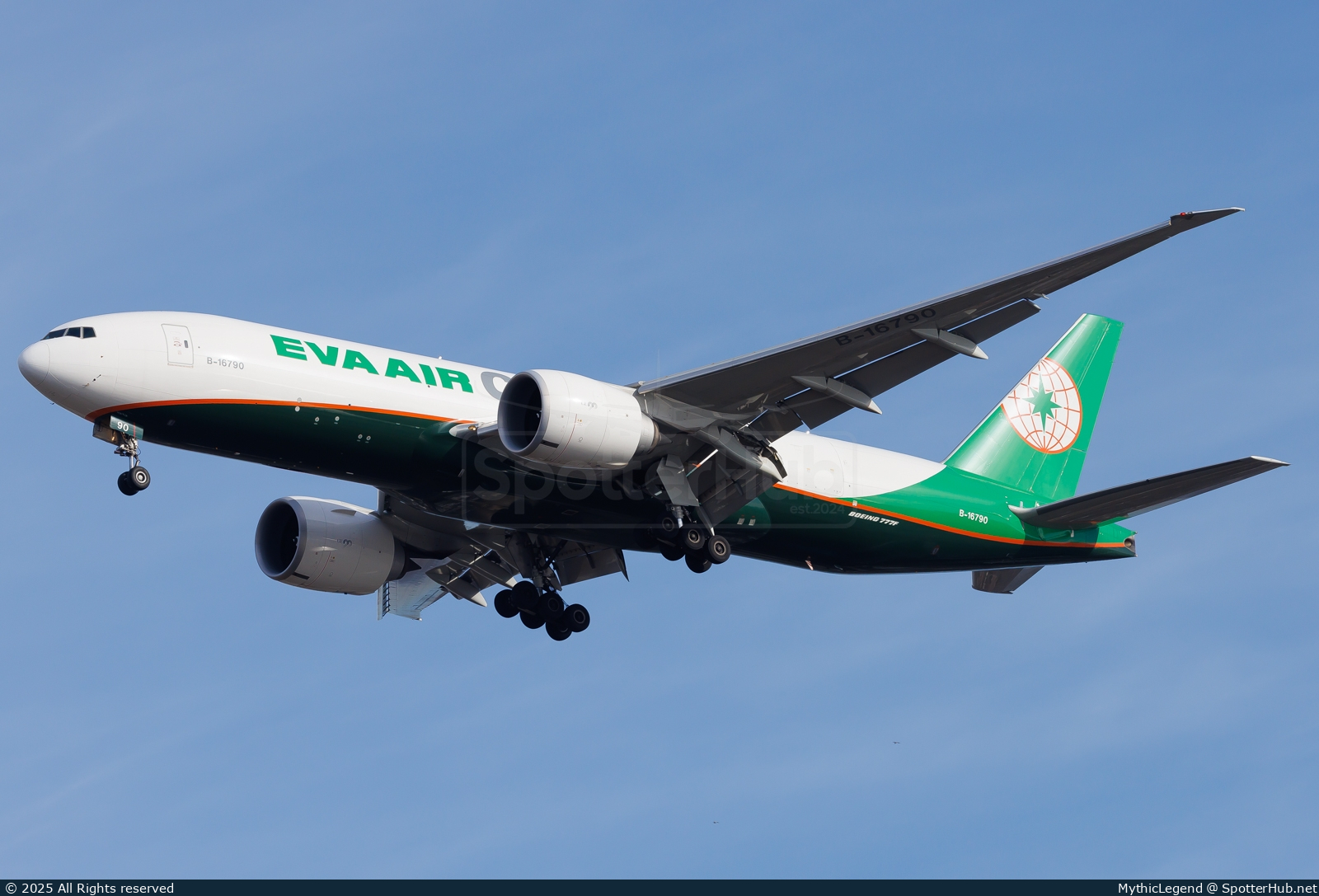 Photo of B-16790 - Boeing 777-F operated by EVA Air Cargo