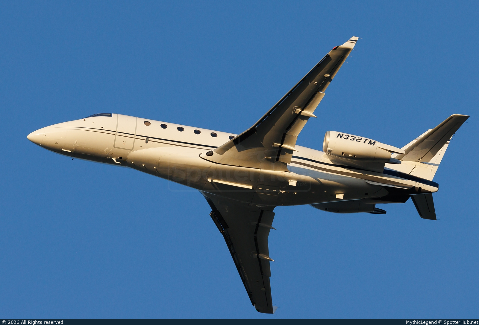 Photo of N332TM - Gulfstream G200 operated by Executive Jet Management