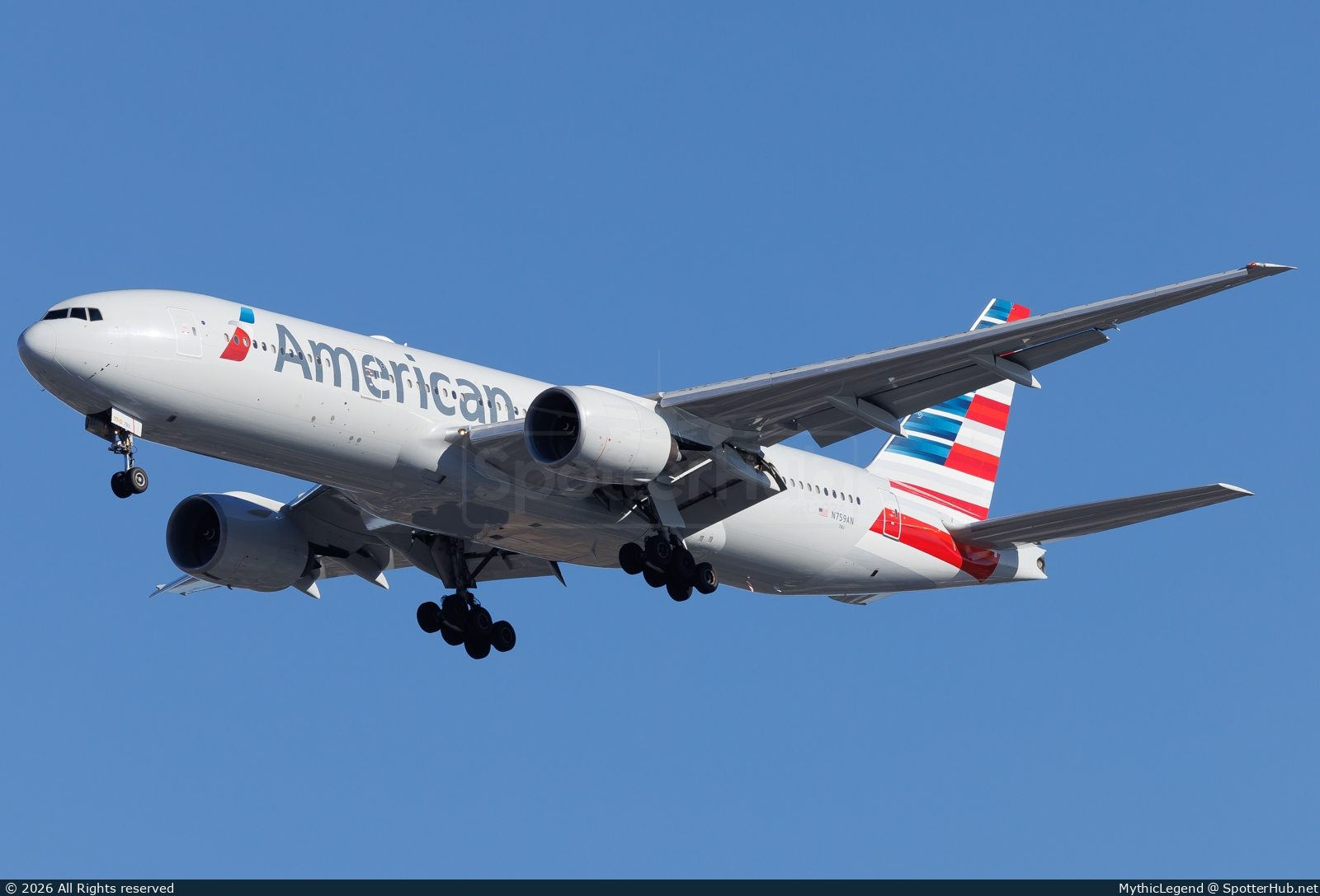 Photo of N759AN - Boeing 777-223(ER) operated by American Airlines