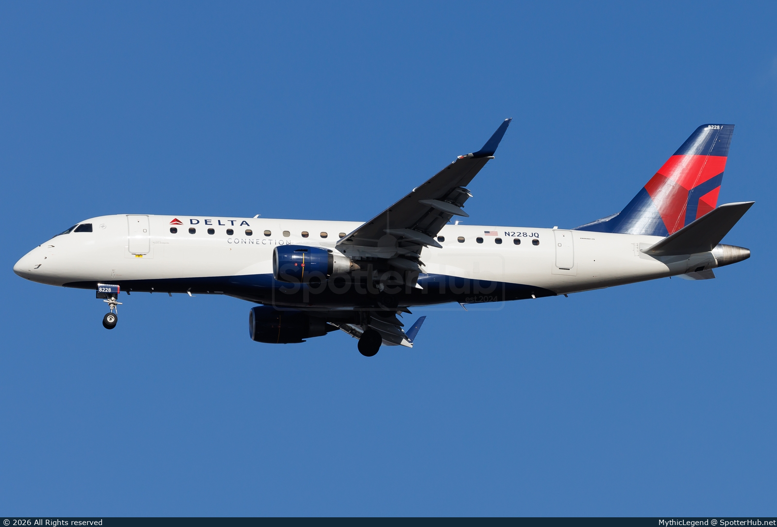 Photo of N228JQ - Embraer ERJ-175LR operated by Delta Connection (opb Republic Airways)