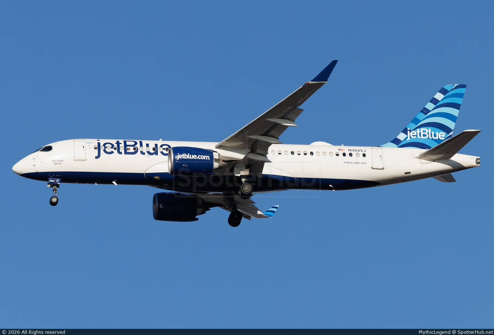 Photo of N3065J - Airbus A220-300 operated by jetBlue Airways