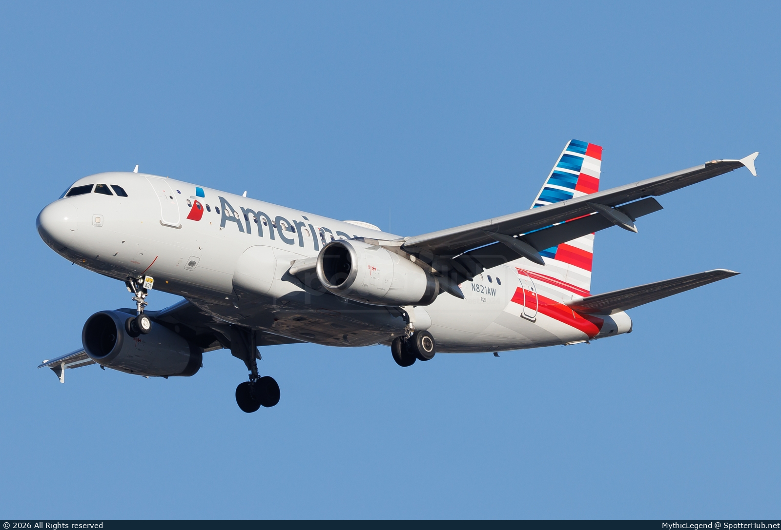 Photo of N821AW - Airbus A319-132 operated by American Airlines