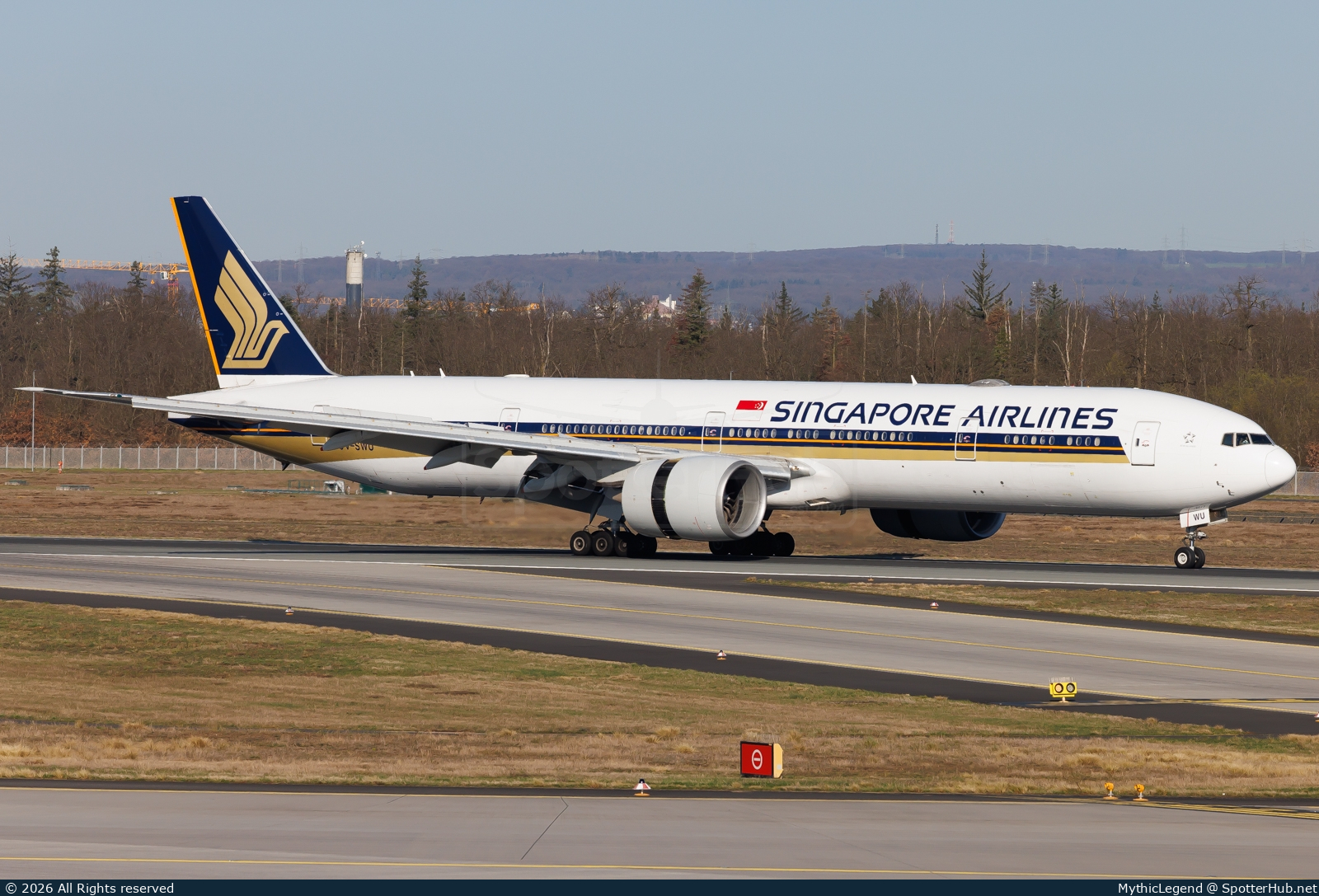 Photo of 9V-SWU - Boeing 777-312(ER) operated by Singapore Airlines