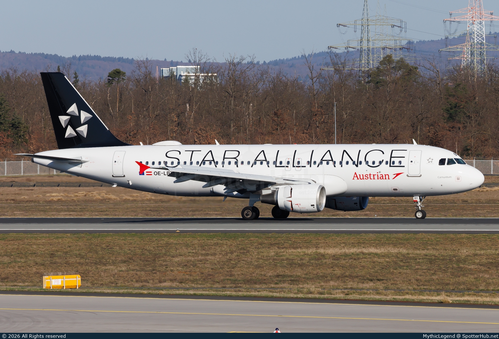 Photo of OE-LBY - Airbus A320-214 operated by Austrian Airlines