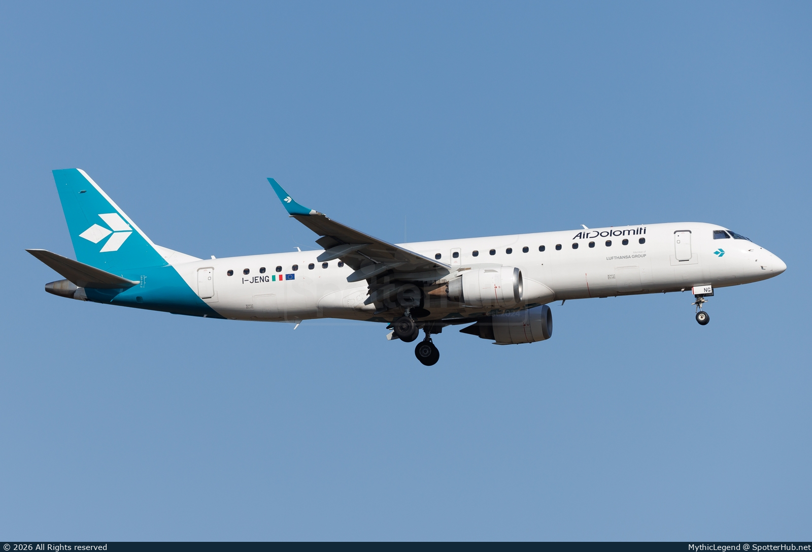 Photo of I-JENG - Embraer ERJ-190LR operated by Air Dolomiti