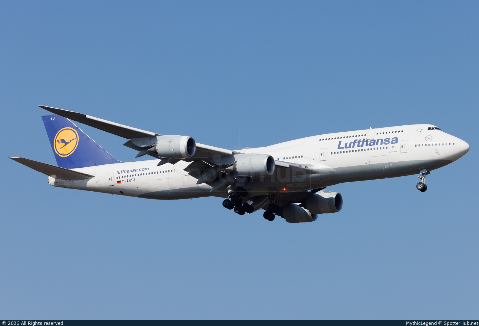 Photo of D-ABYJ - Boeing 747-830 operated by Lufthansa