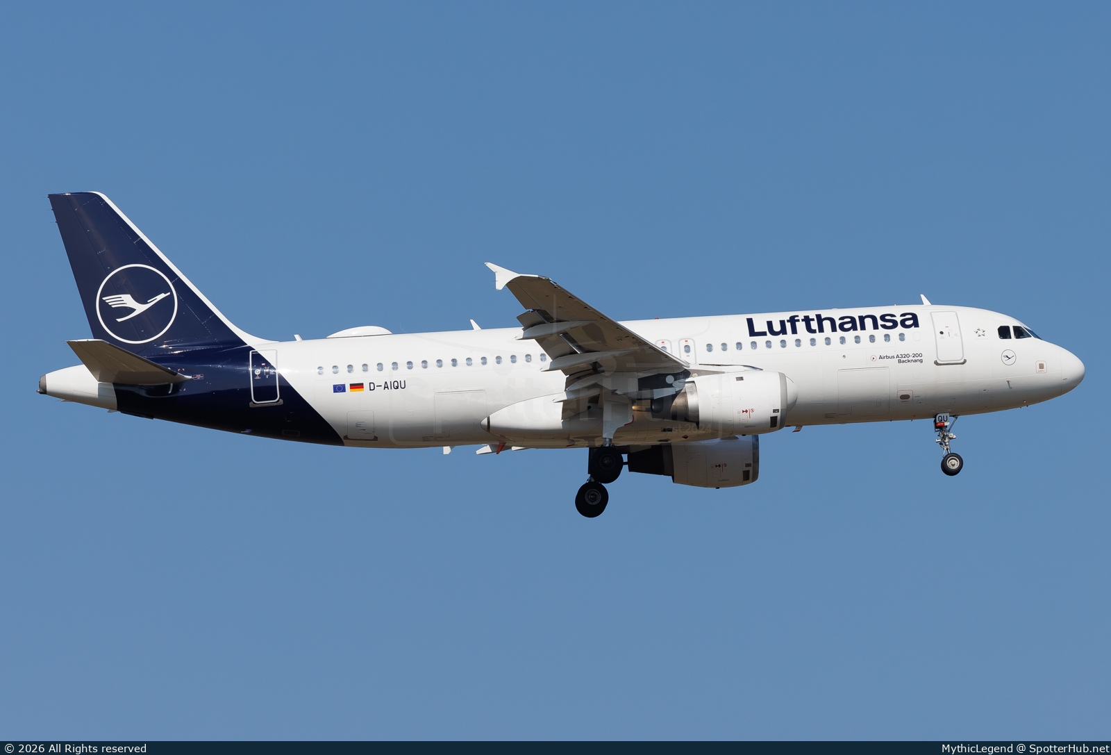 Photo of D-AIQU - Airbus A320-211 operated by Lufthansa