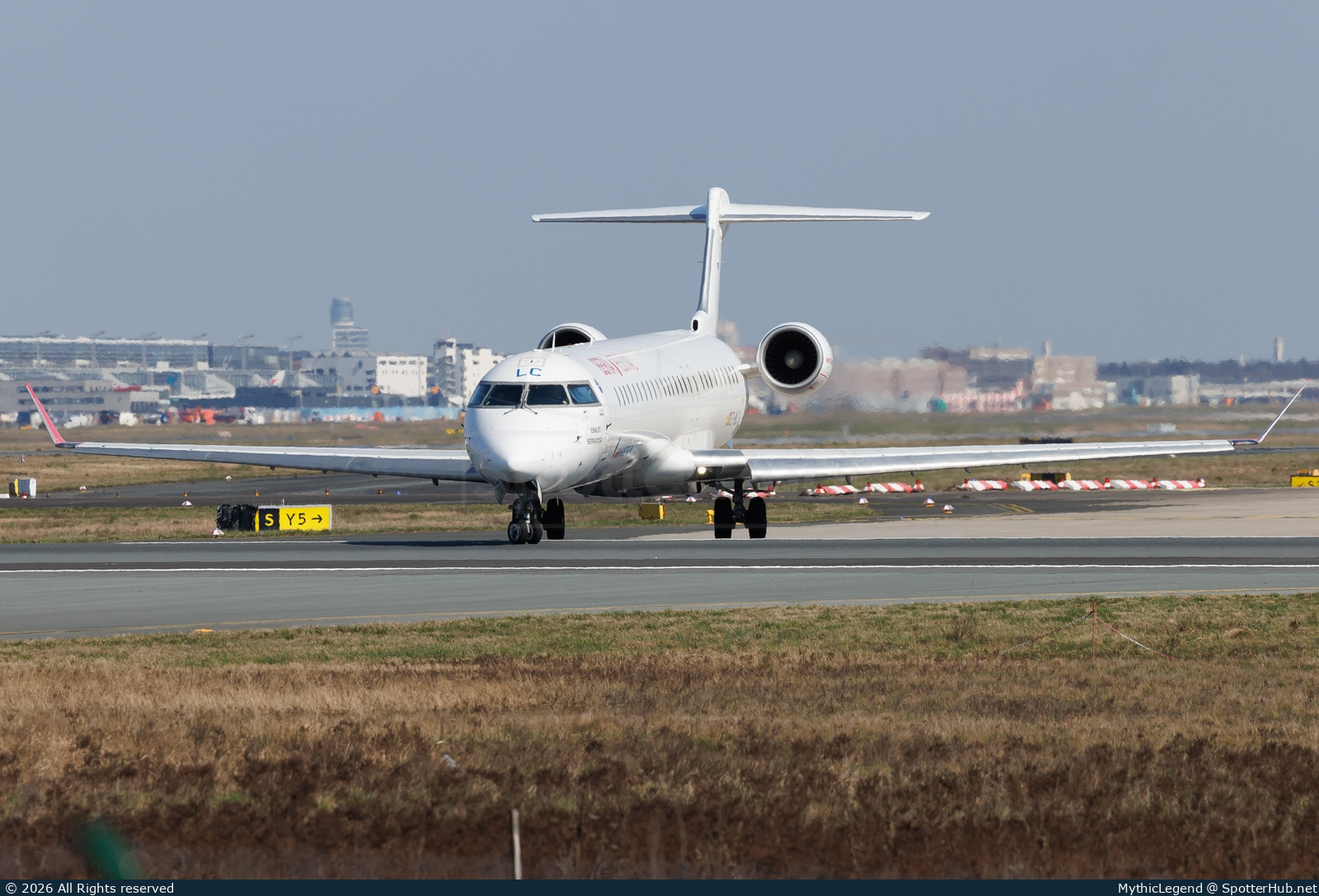 Photo of EC-MLC - Bombardier CRJ-1000 operated by Iberia Regional (opb Air Nostrum)