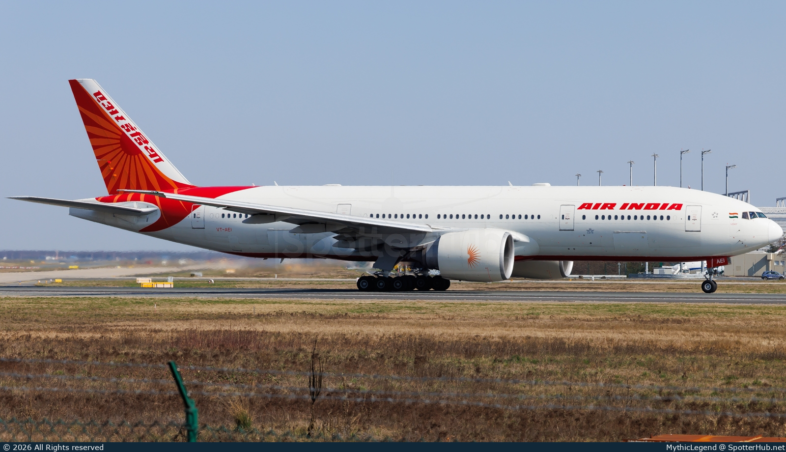 Photo of VT-AEI - Boeing 777-232(LR) operated by Air India