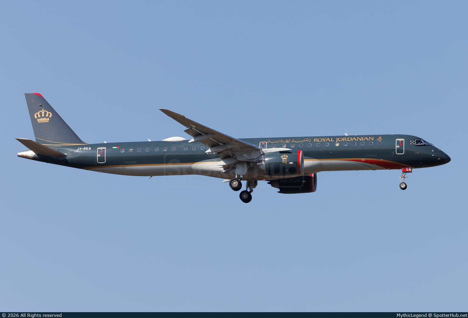 Photo of JY-REA - Embraer ERJ-195-E2 operated by Royal Jordanian Airlines