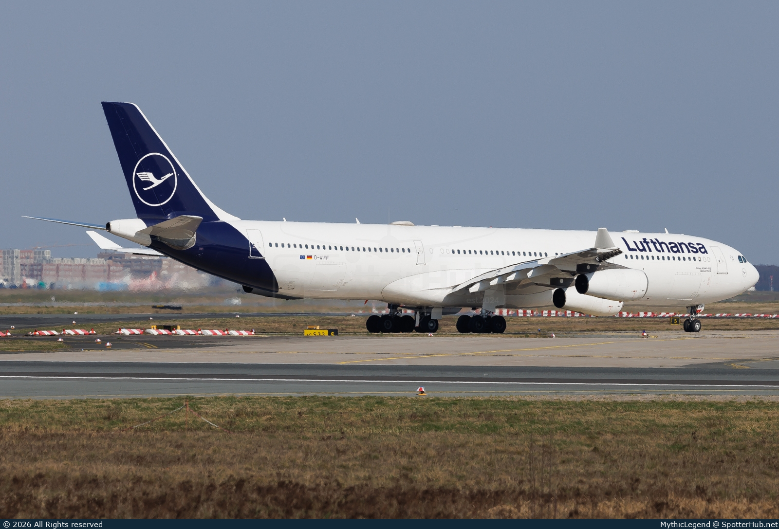 Photo of D-AIFF - Airbus A340-313 operated by Lufthansa