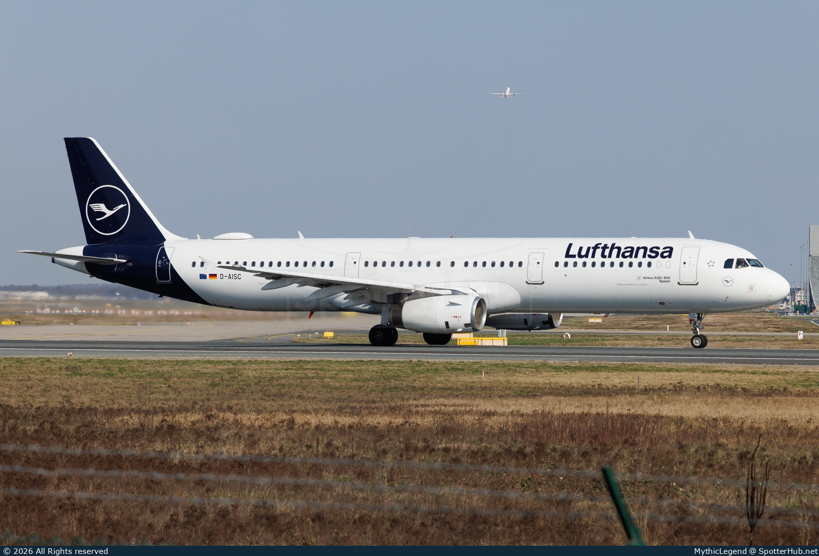 Photo of D-AISC - Airbus A321-231 operated by Lufthansa