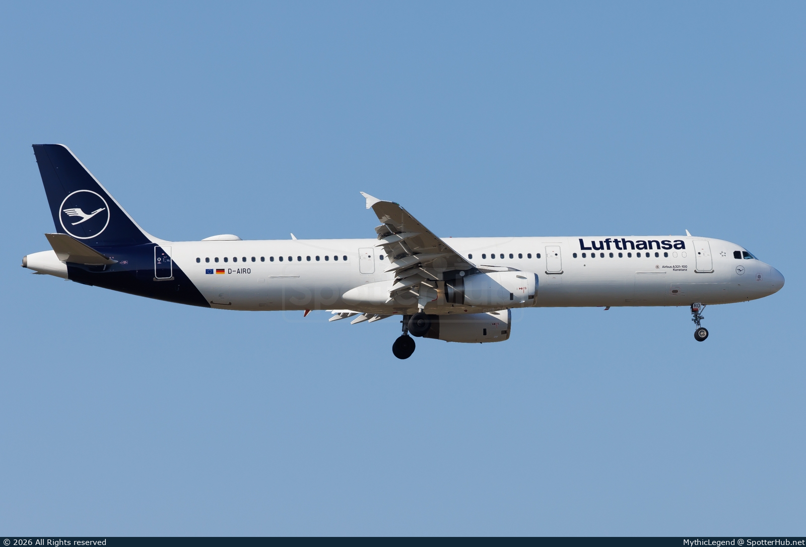 Photo of D-AIRO - Airbus A321-131 operated by Lufthansa