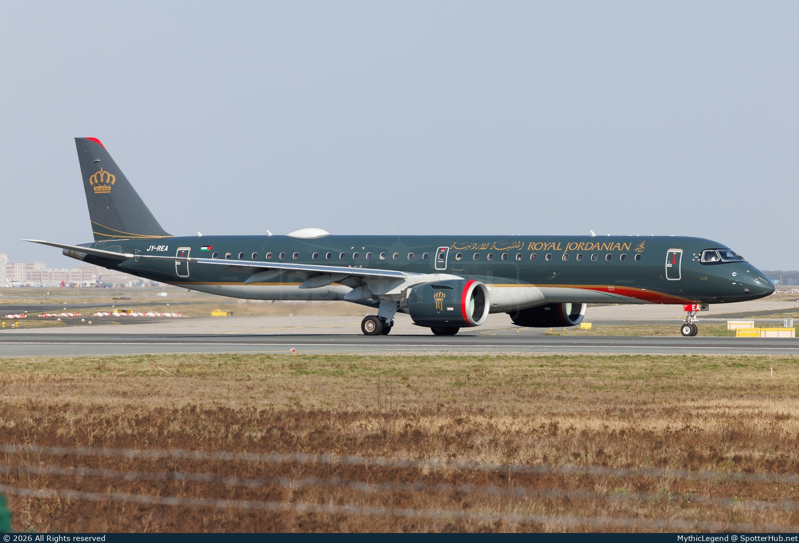 Photo of JY-REA - Embraer ERJ-195-E2 operated by Royal Jordanian Airlines