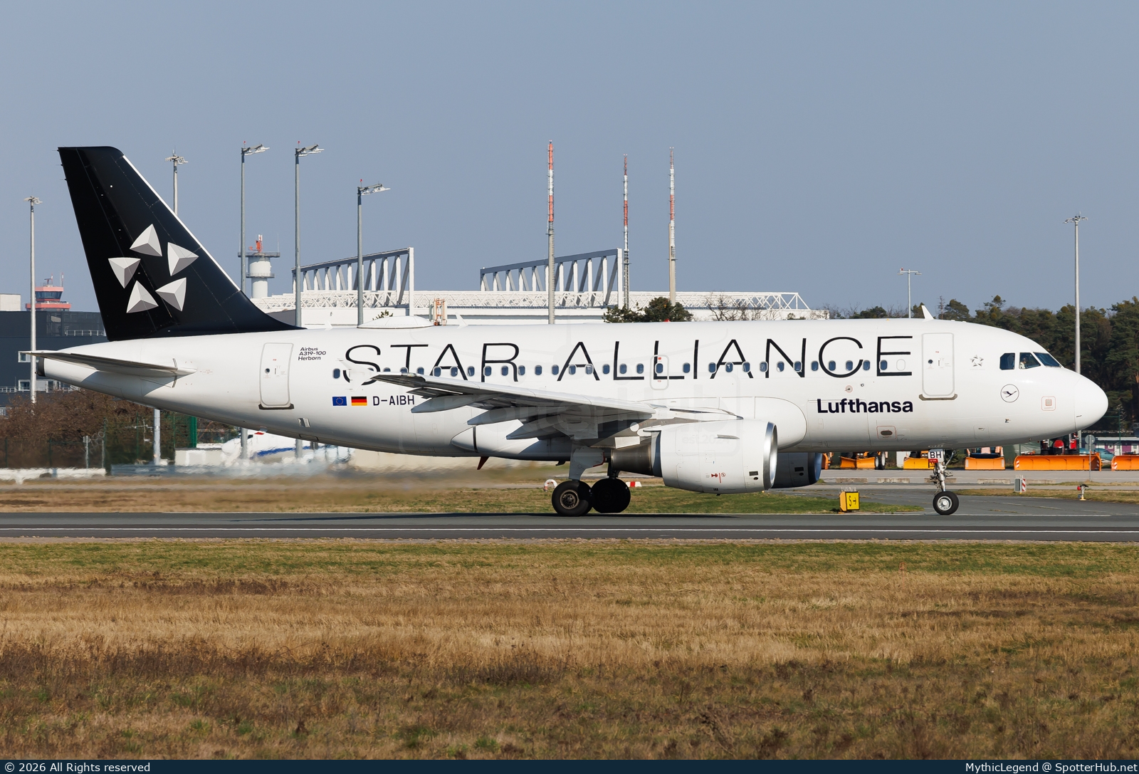Photo of D-AIBH - Airbus A319-112 operated by Lufthansa