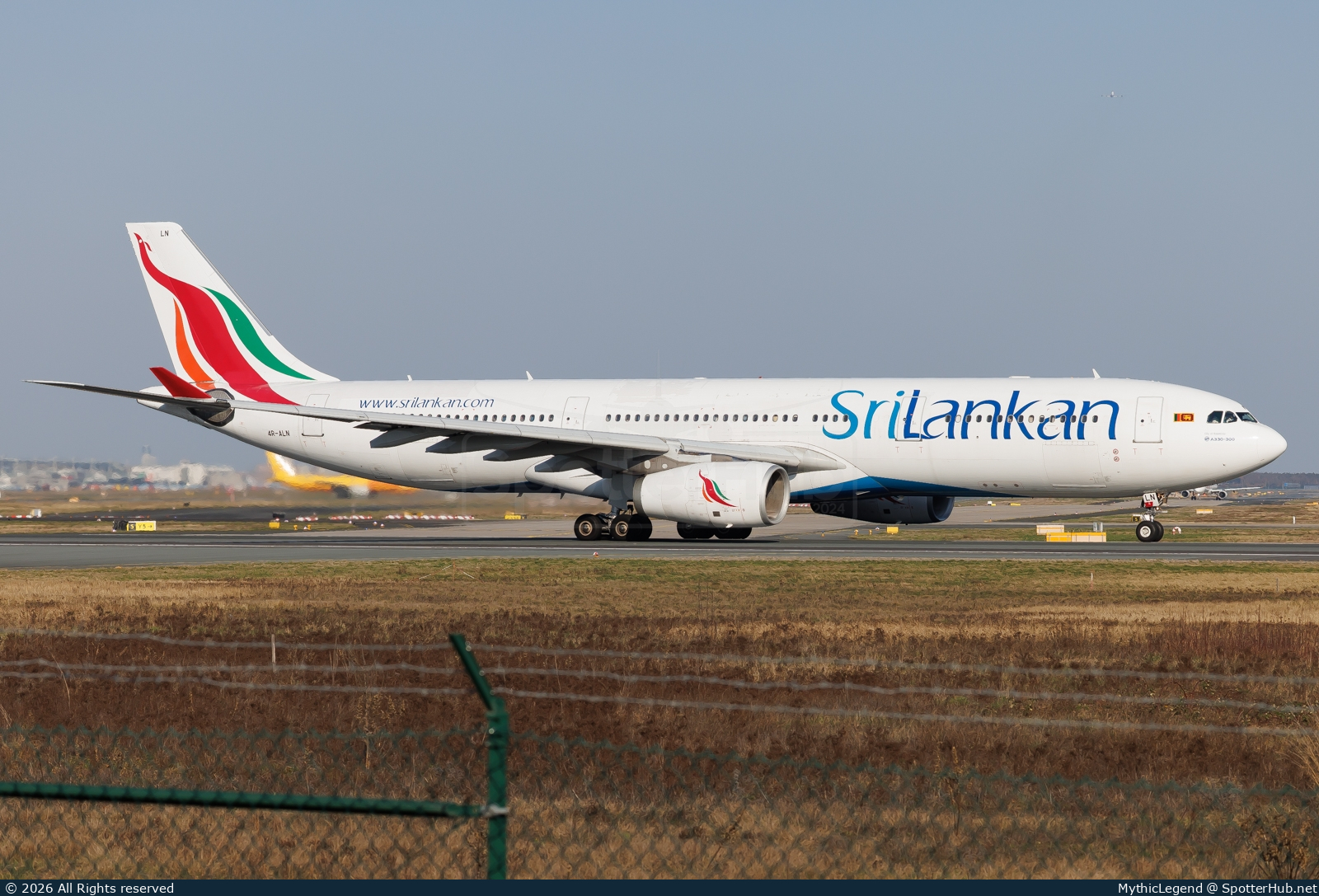 Photo of 4R-ALN - Airbus A330-343 operated by SriLankan Airlines