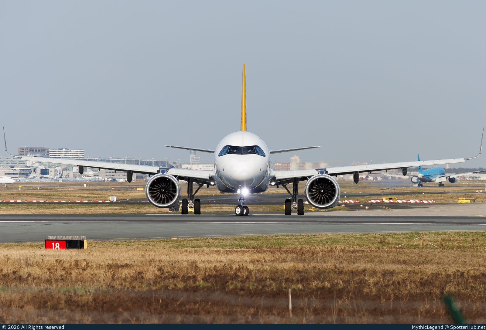 Photo of TC-RFV - Airbus A321-251NX operated by Pegasus Airlines