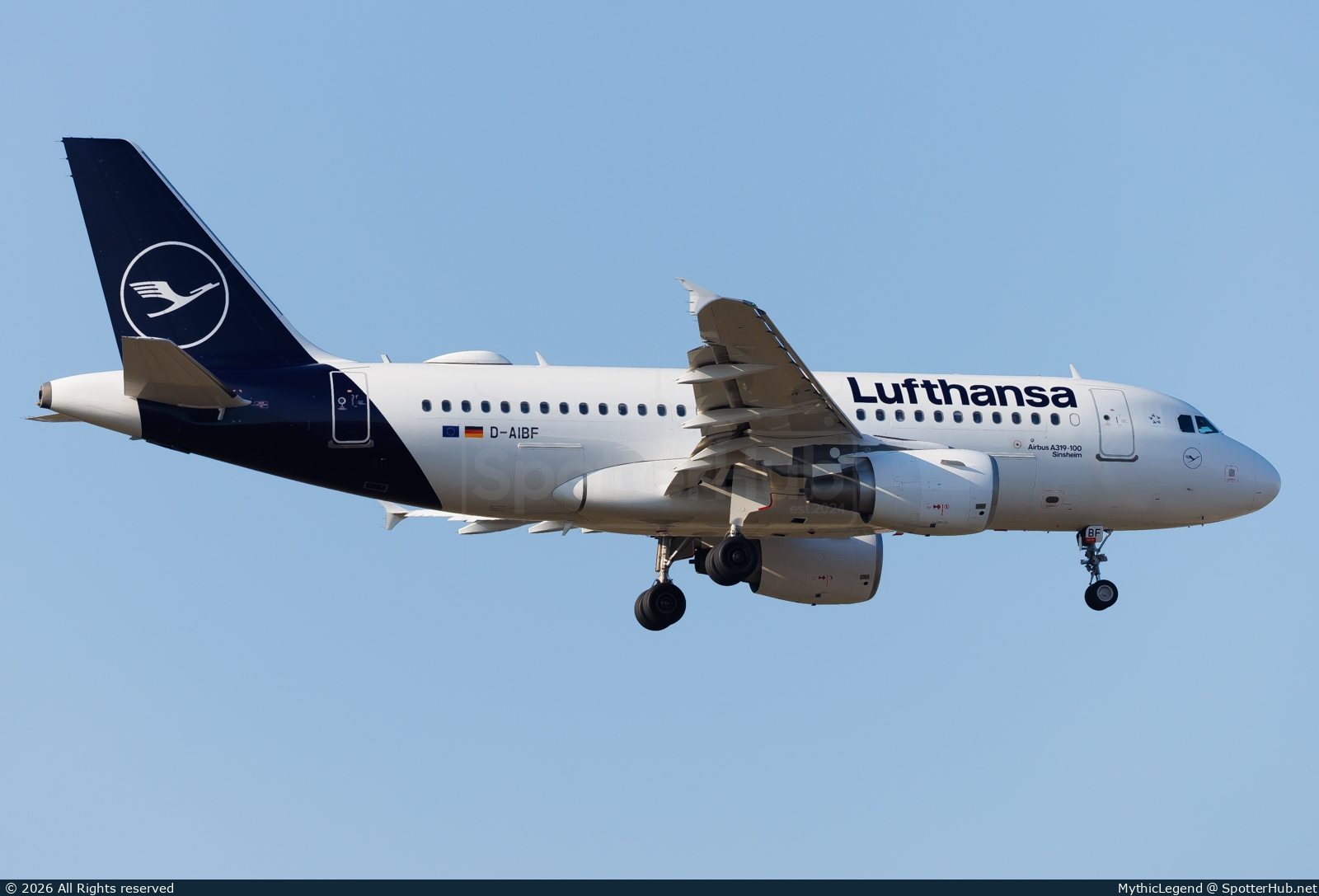Photo of D-AIBF - Airbus A319-112 operated by Lufthansa