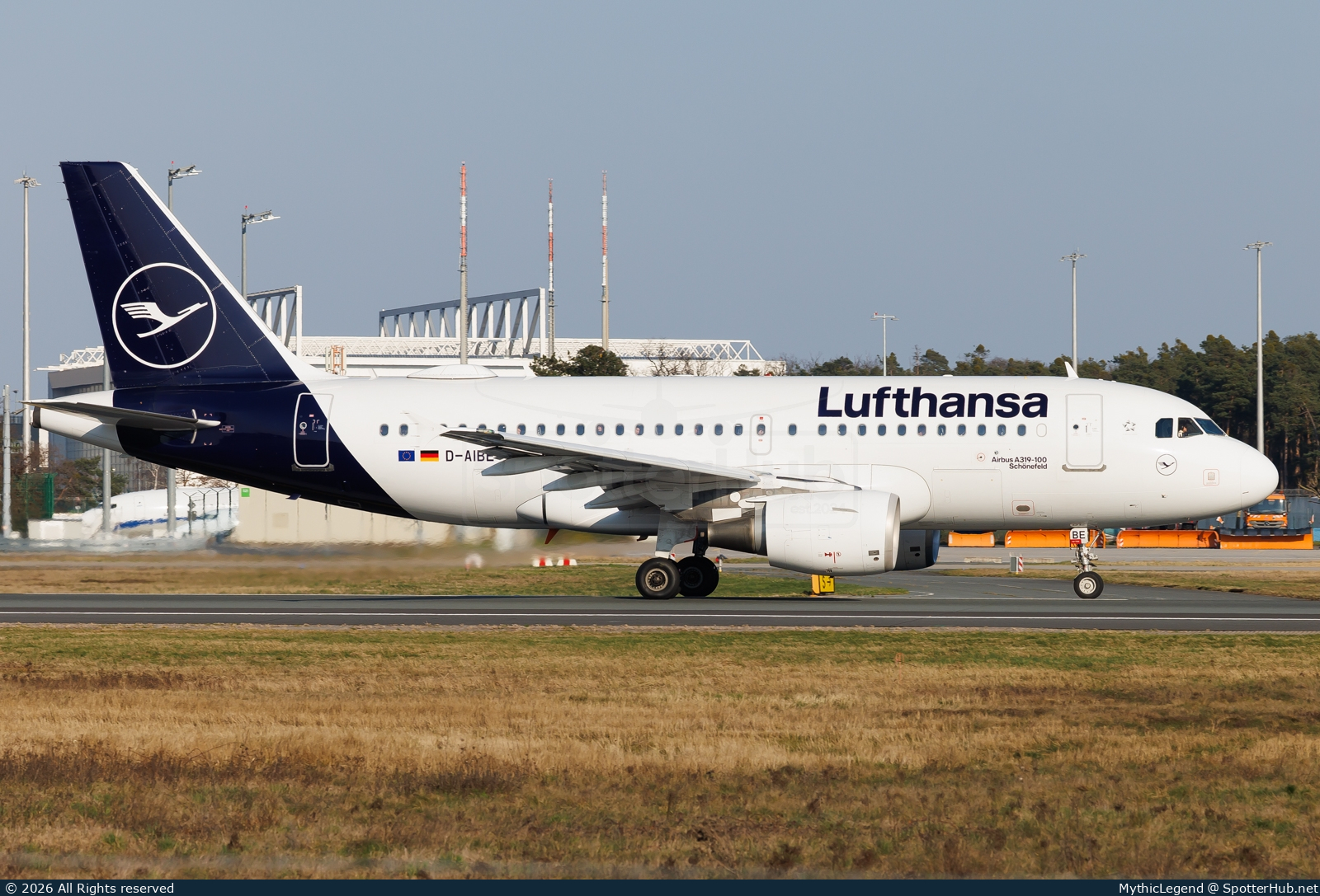 Photo of D-AIBE - Airbus A319-112 operated by Lufthansa