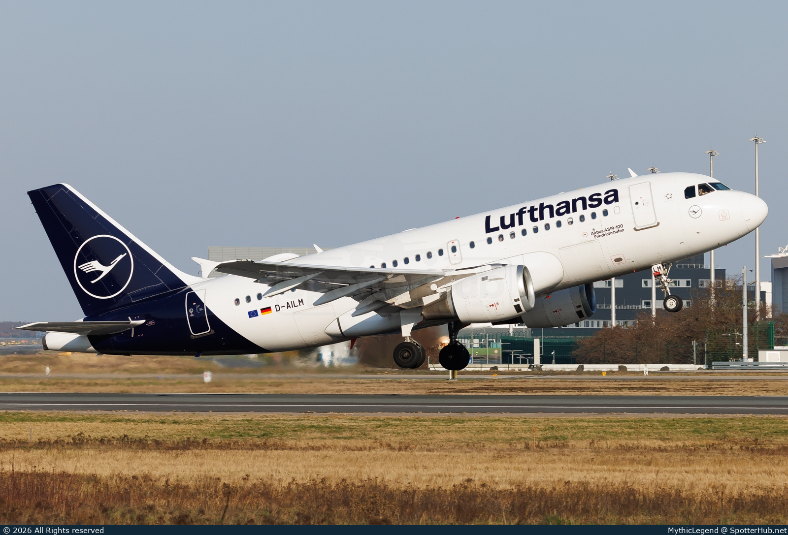 Photo of D-AILM - Airbus A319-114 operated by Lufthansa