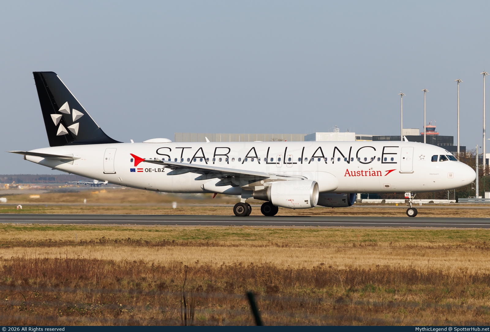 Photo of OE-LBZ - Airbus A320-214 operated by Austrian Airlines