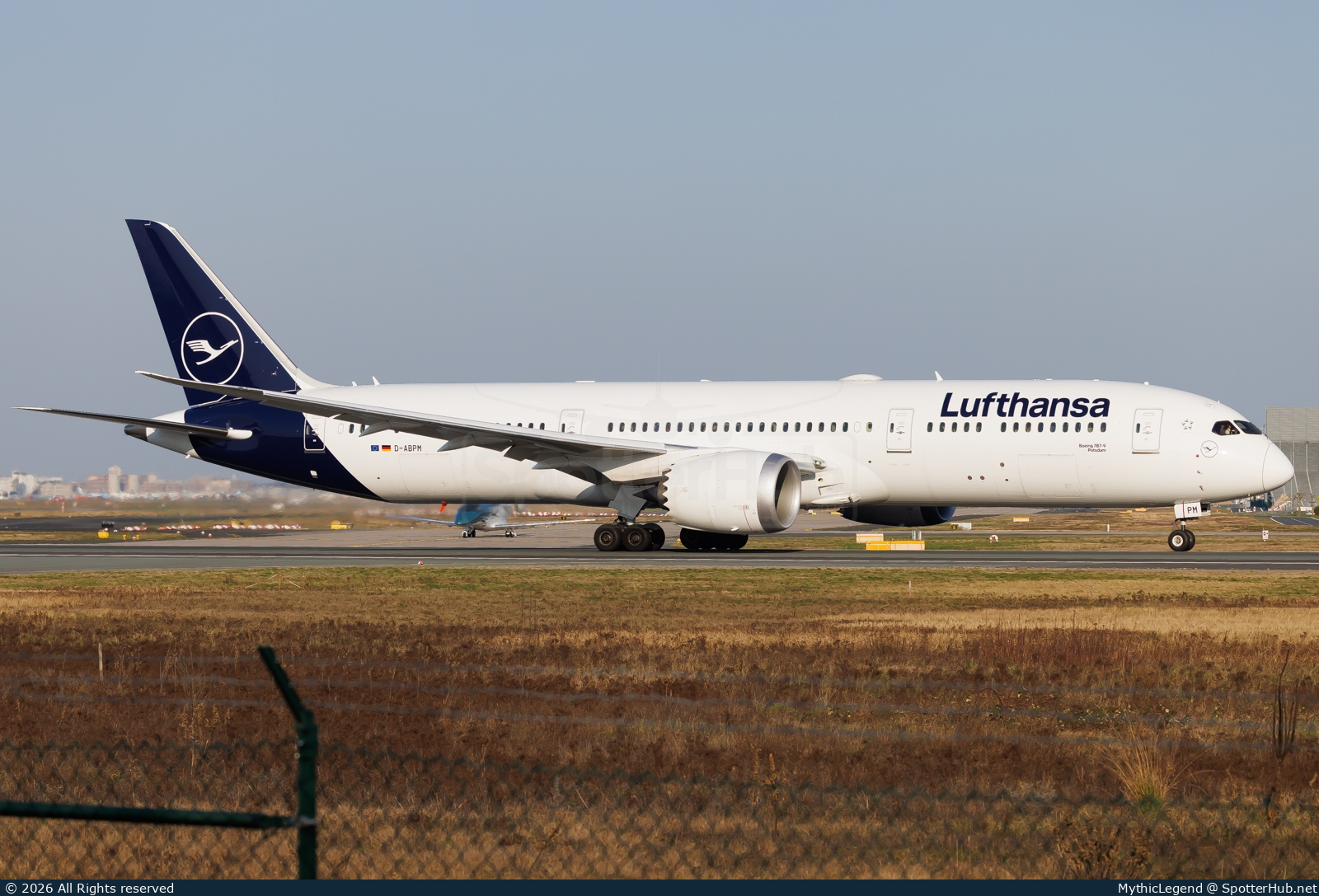 Photo of D-ABPM - Boeing 787-9 Dreamliner operated by Lufthansa
