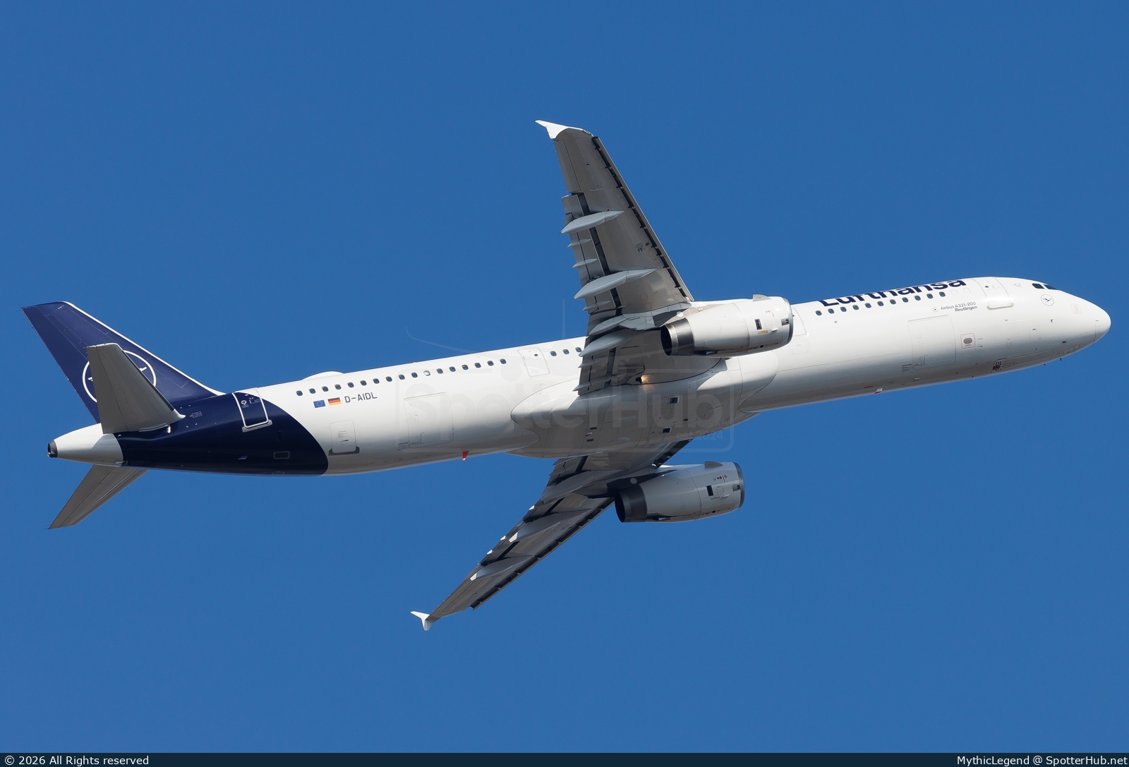 Photo of D-AIDL - Airbus A321-231 operated by Lufthansa