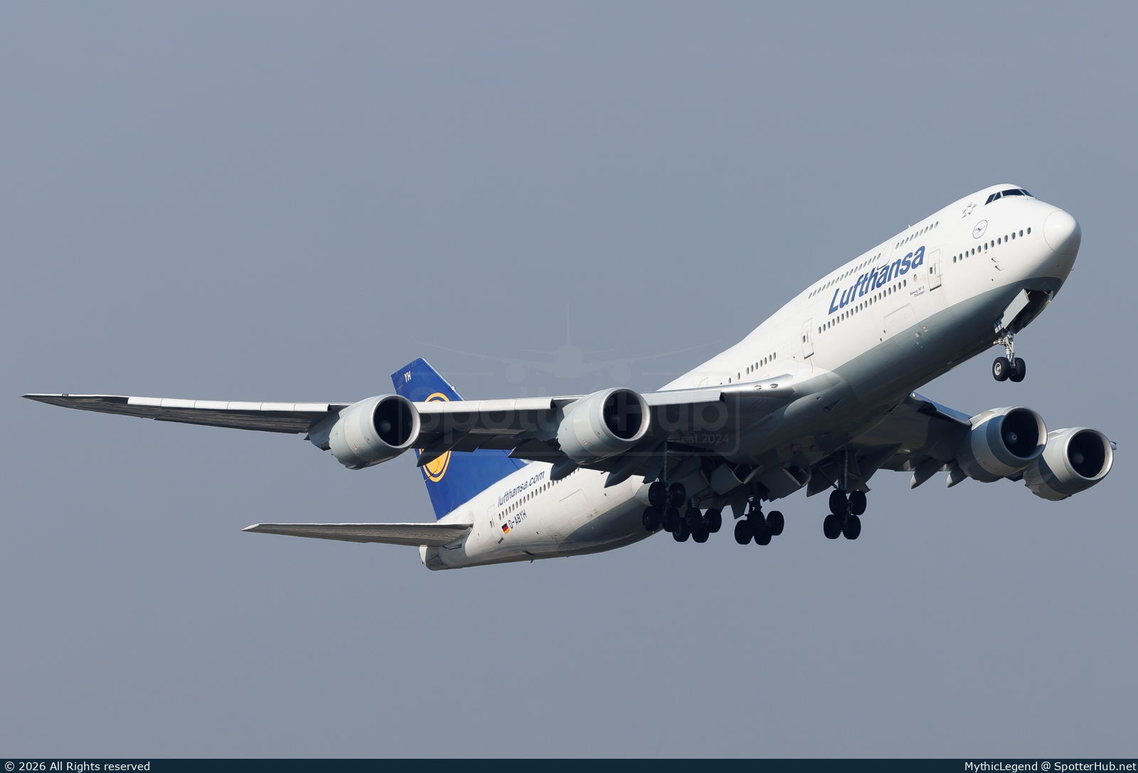 Photo of D-ABYH - Boeing 747-830 operated by Lufthansa