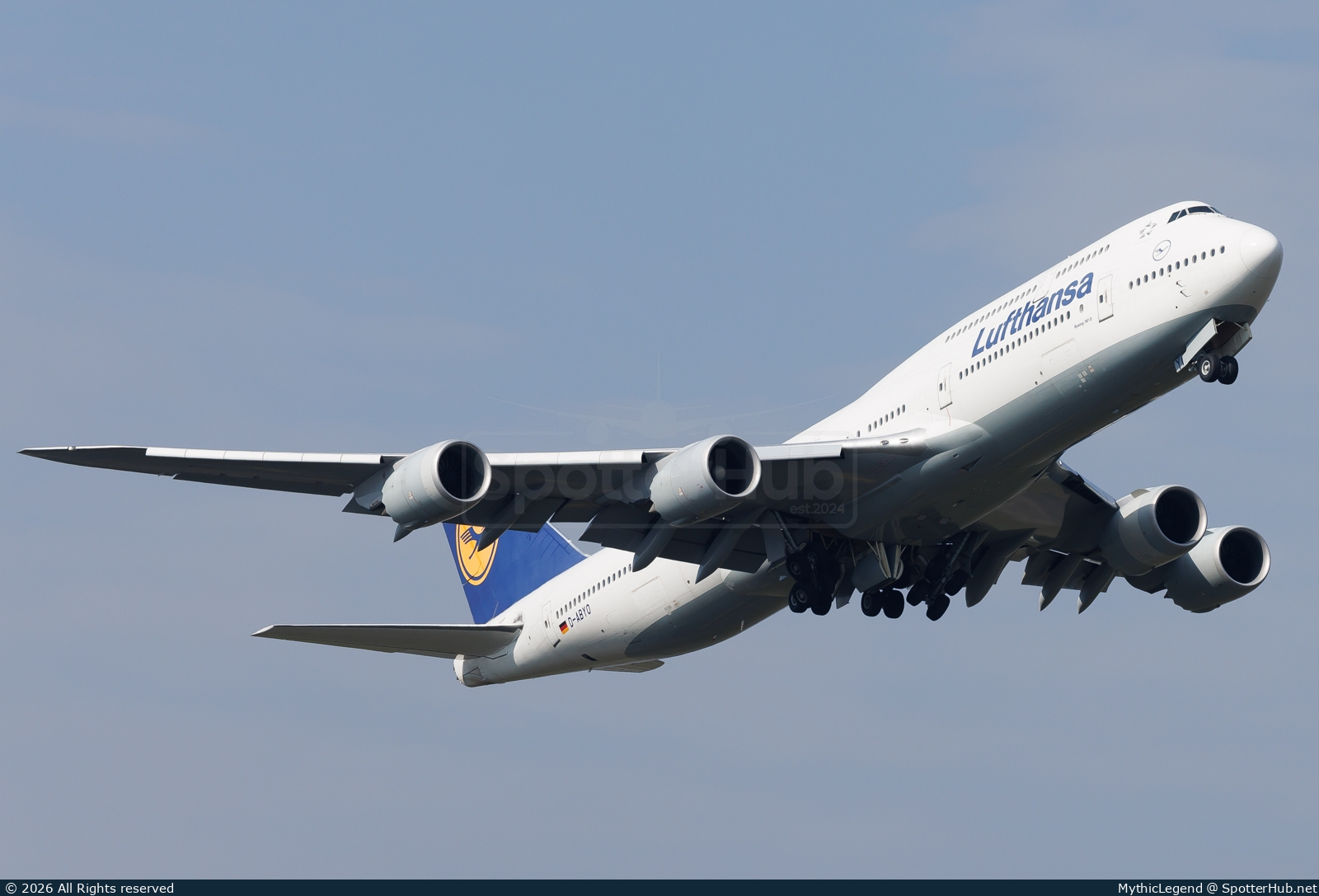 Photo of D-ABYO - Boeing 747-830 operated by Lufthansa