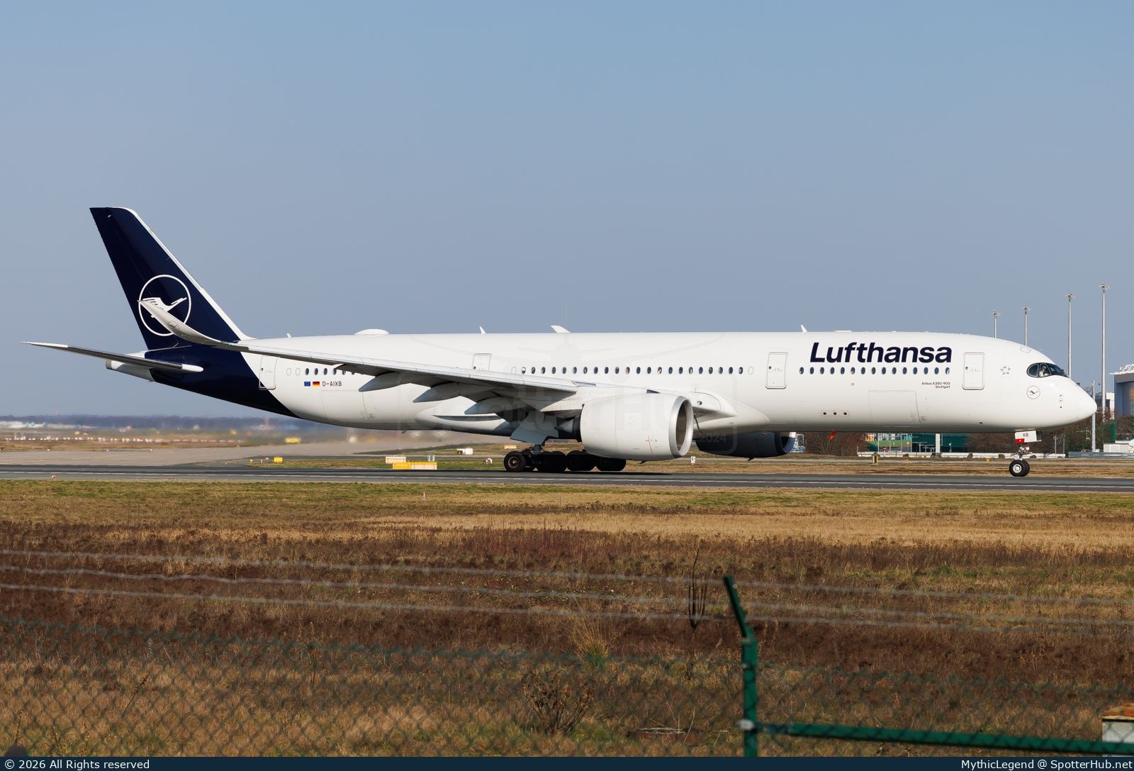 Photo of D-AIXB - Airbus A350-941 operated by Lufthansa