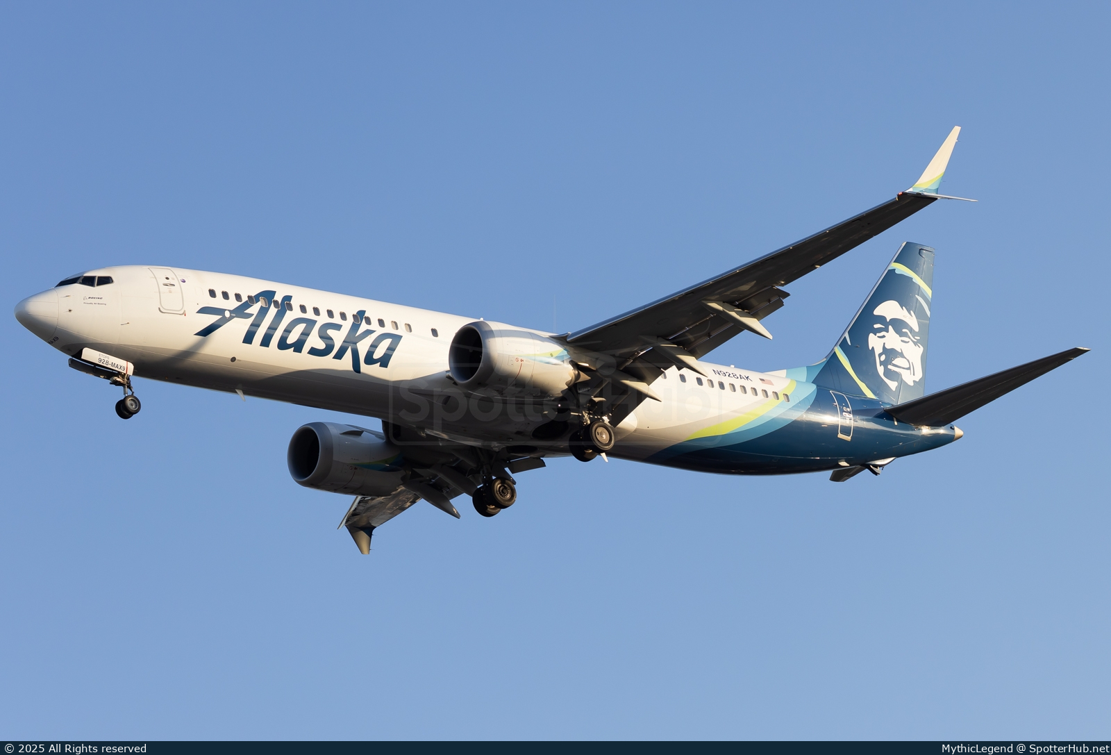 Photo of N928AK - Boeing 737 MAX 9 operated by Alaska Airlines