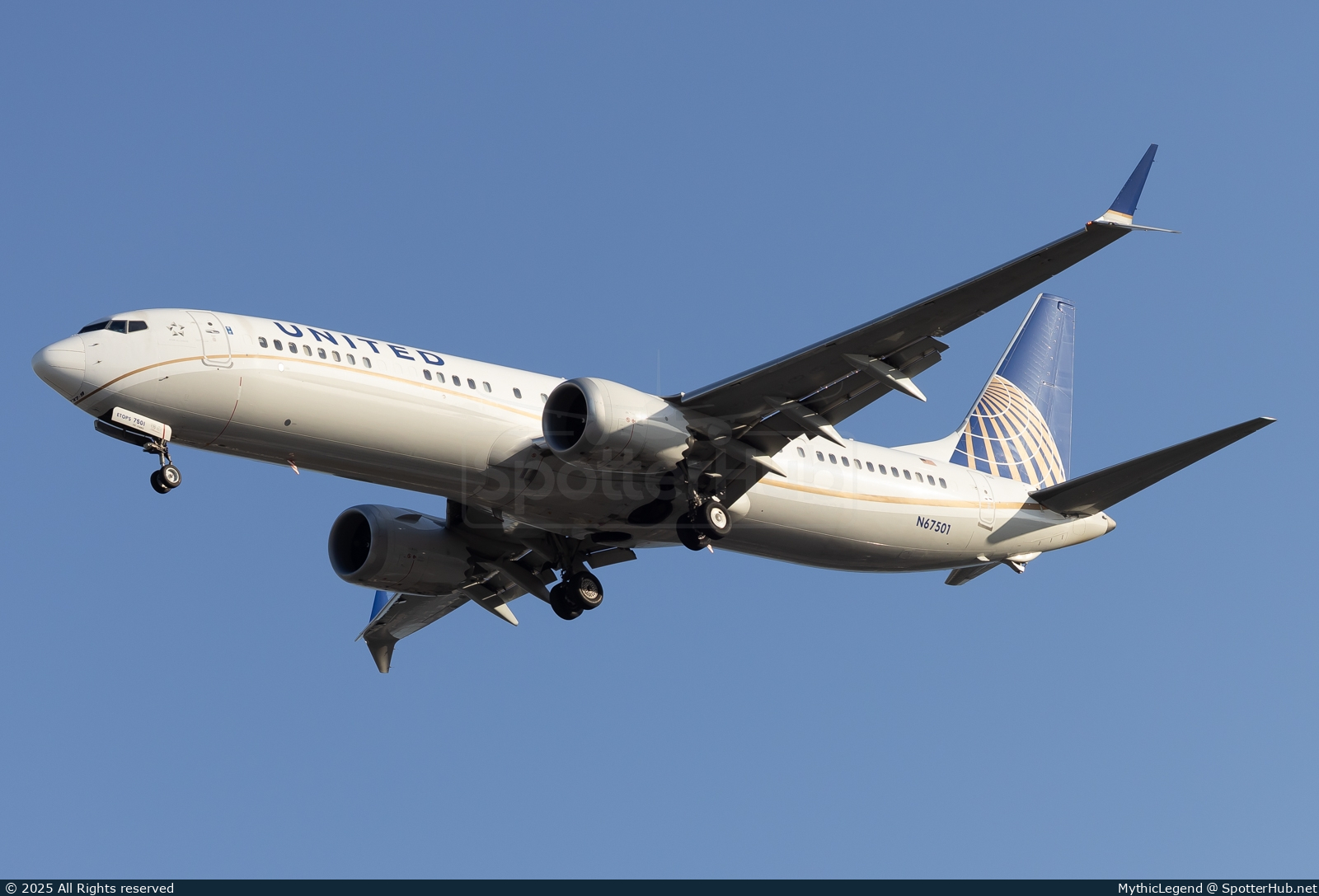 Photo of N67501 - Boeing 737 MAX 9 operated by United Airlines
