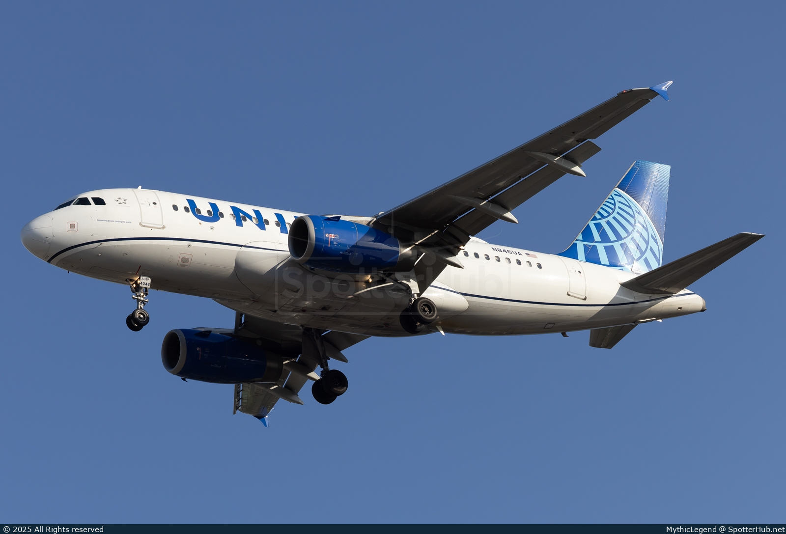 Photo of N846UA - Airbus A319-131 operated by United Airlines