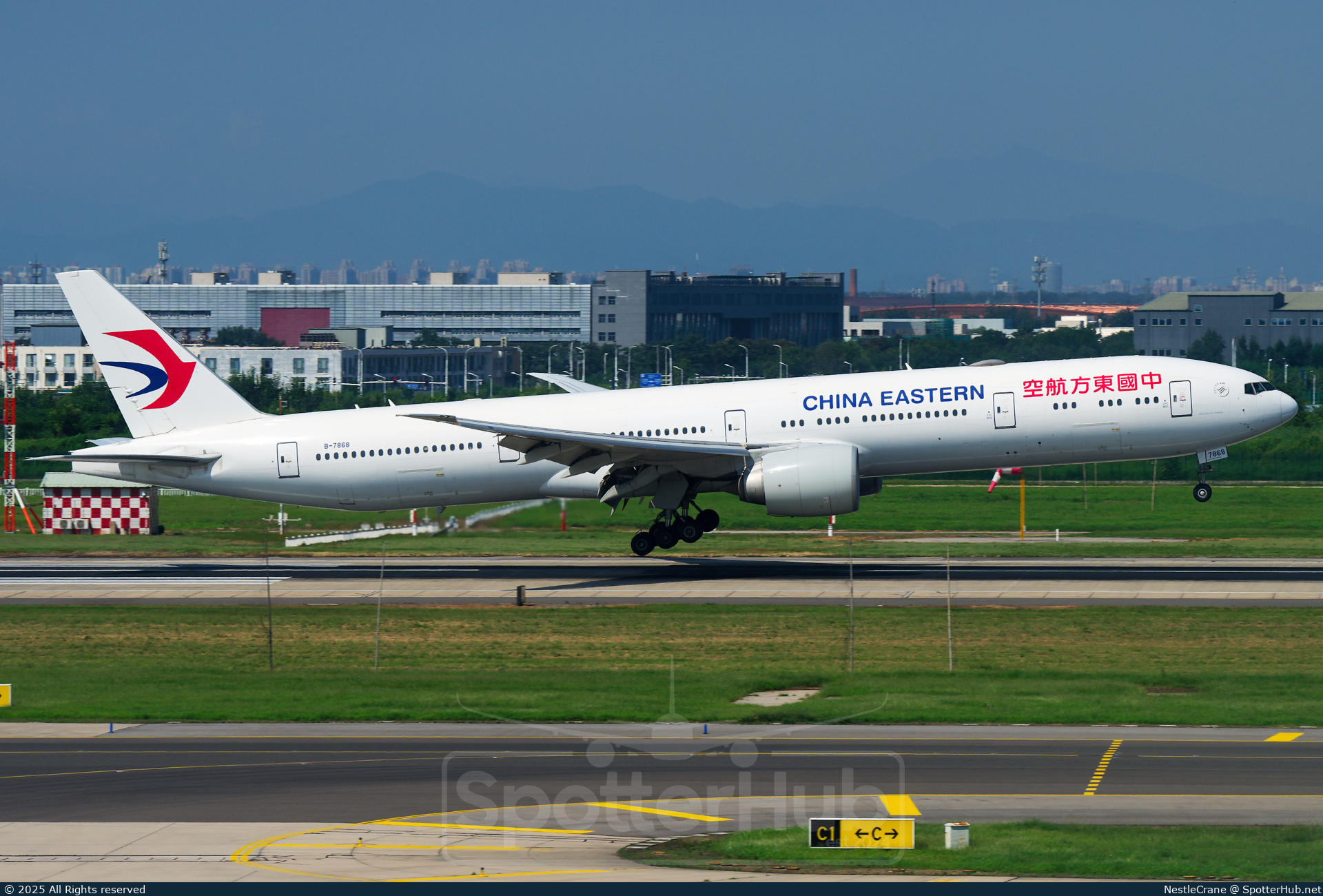 Photo of B-7868 - Boeing 777-39P(ER) operated by China Eastern Airlines