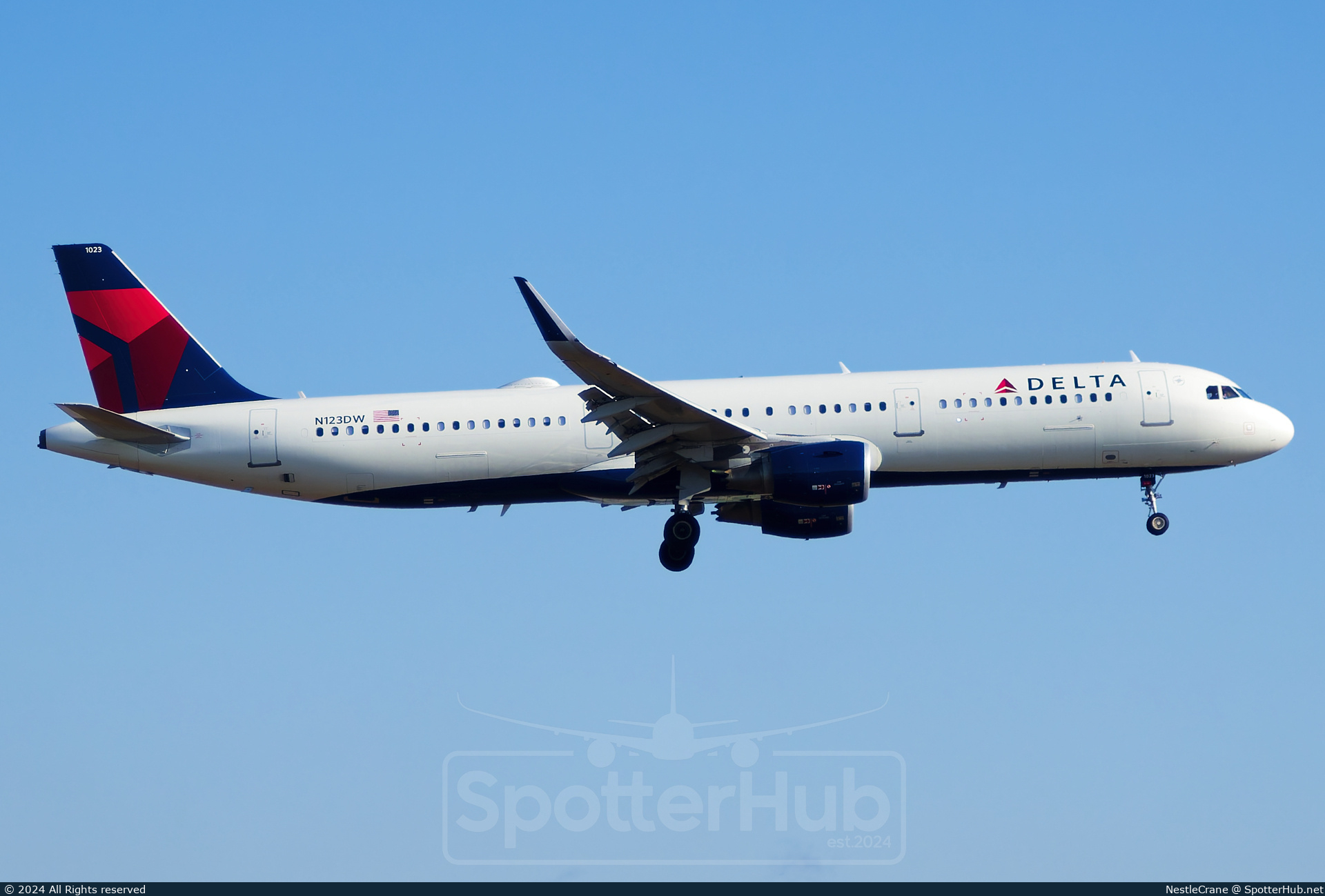 Photo of N123DW - Airbus A321-211 operated by Delta Air Lines