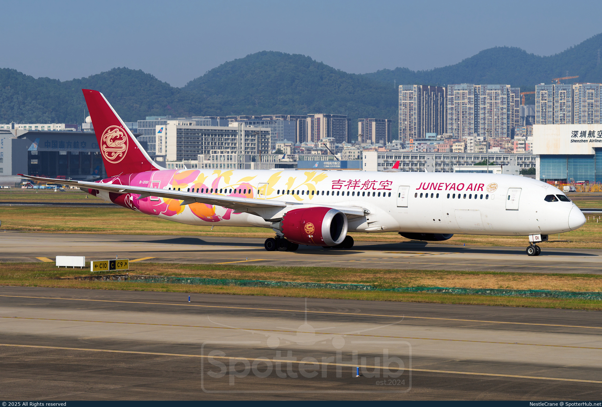 Photo of B-20D1 - Boeing 787-9 Dreamliner operated by Juneyao Air