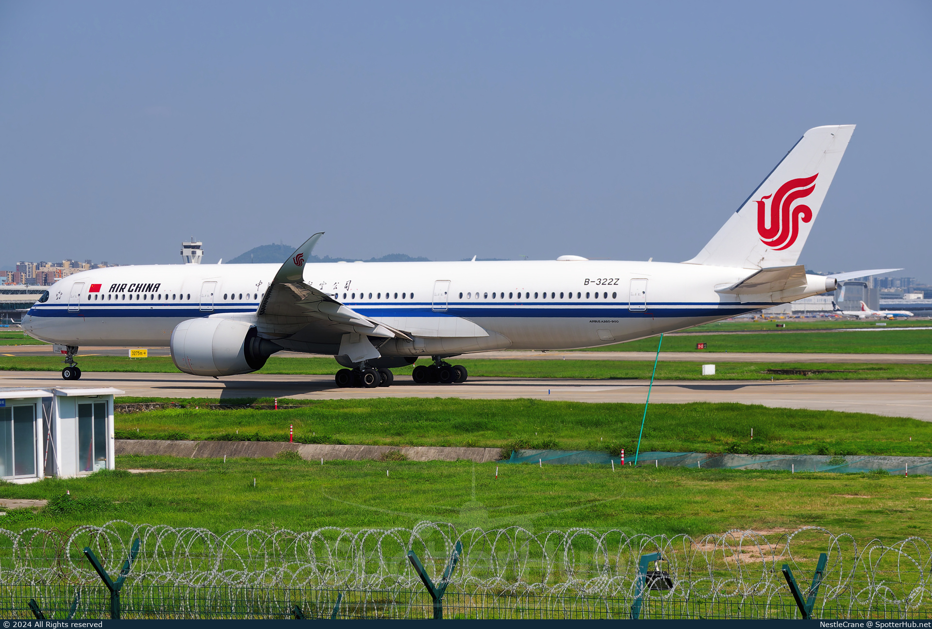 Photo of B-322Z - Airbus A350-941 operated by Air China