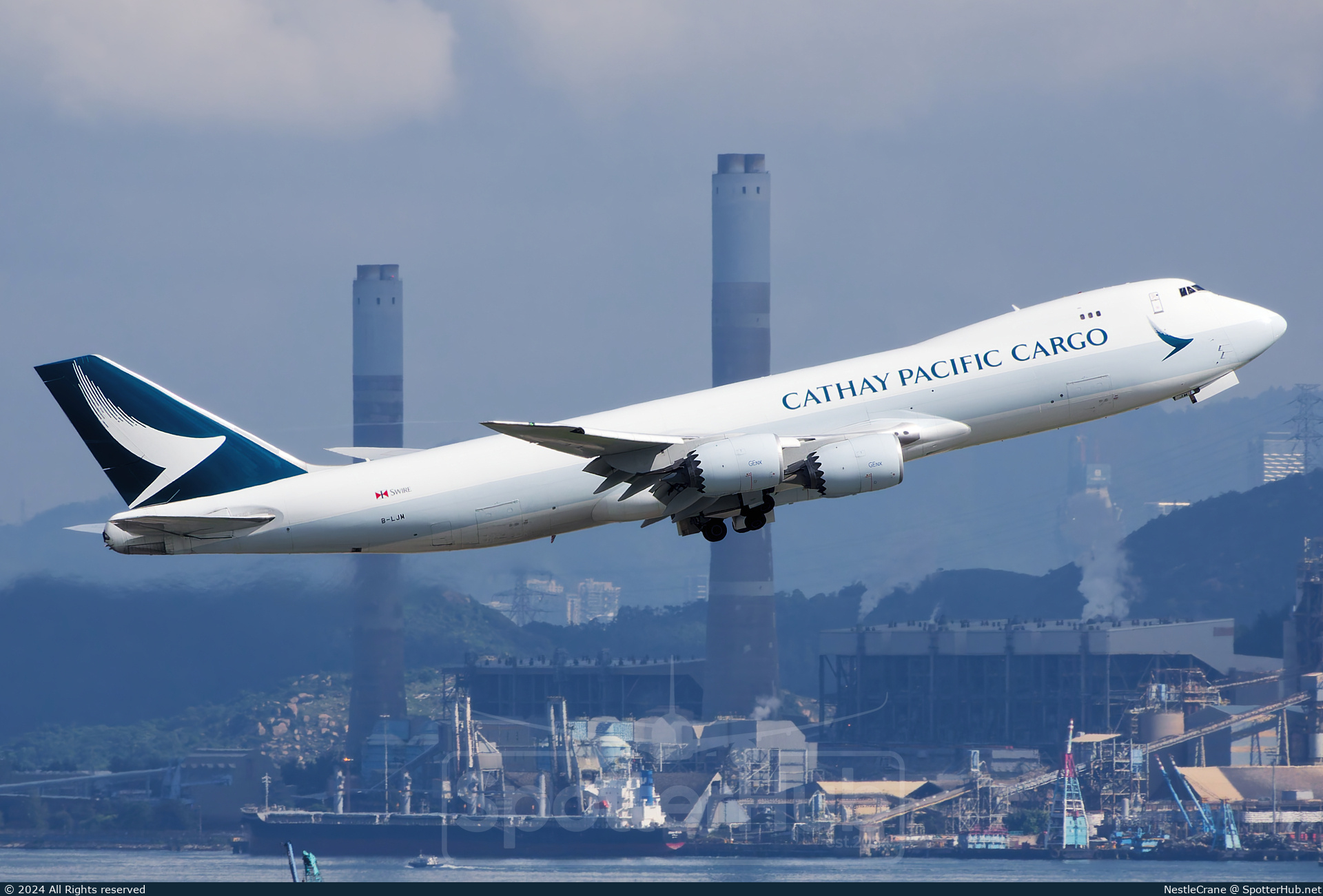Photo of B-LJM - Boeing 747-867F operated by Cathay Pacific Cargo