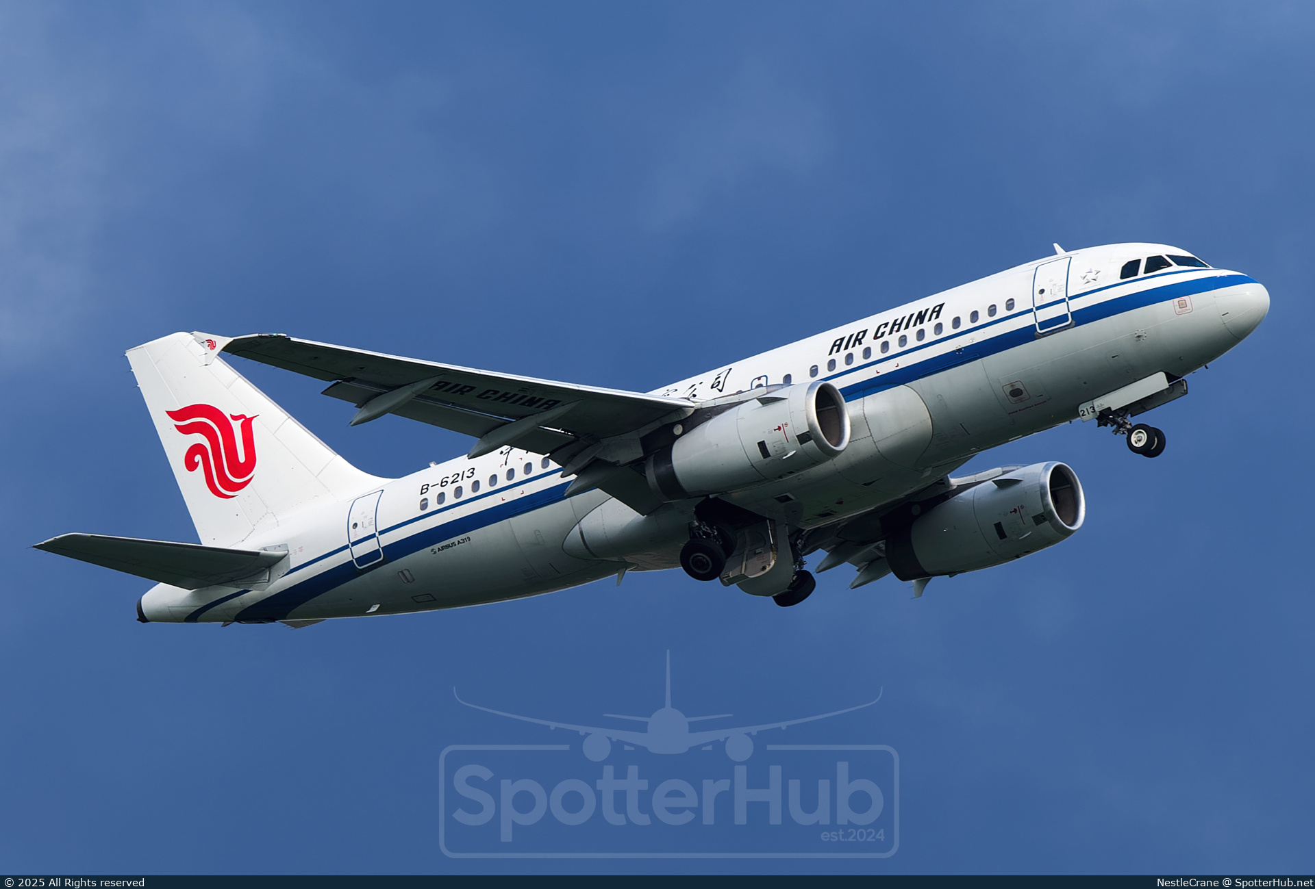 Photo of B-6213 - Airbus A319-131 at Xiaoshan International