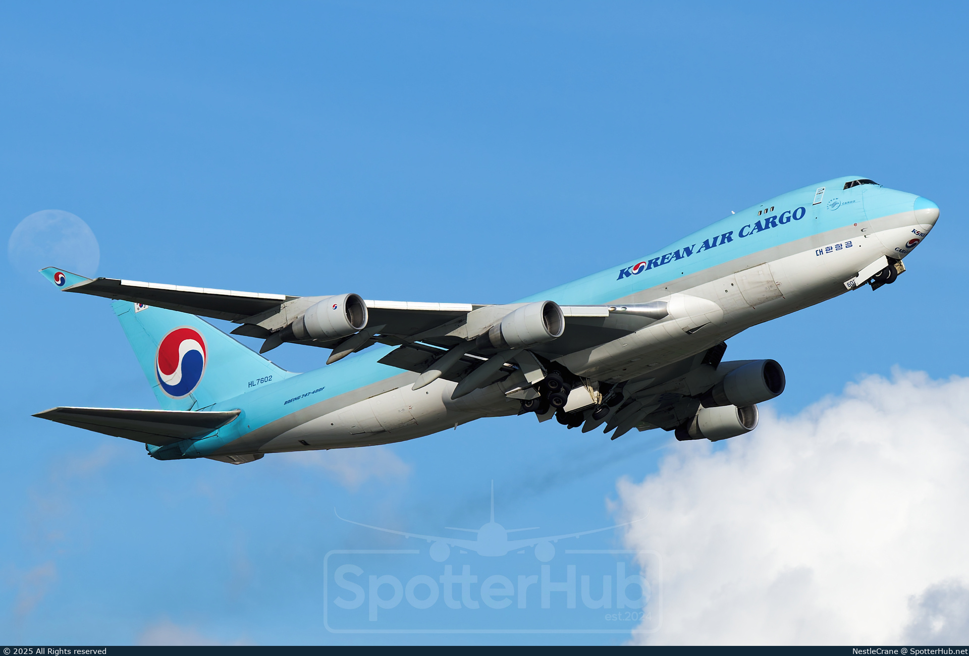 Photo of HL7602 - Boeing 747-4B5F(ER) operated by Korean Air Cargo