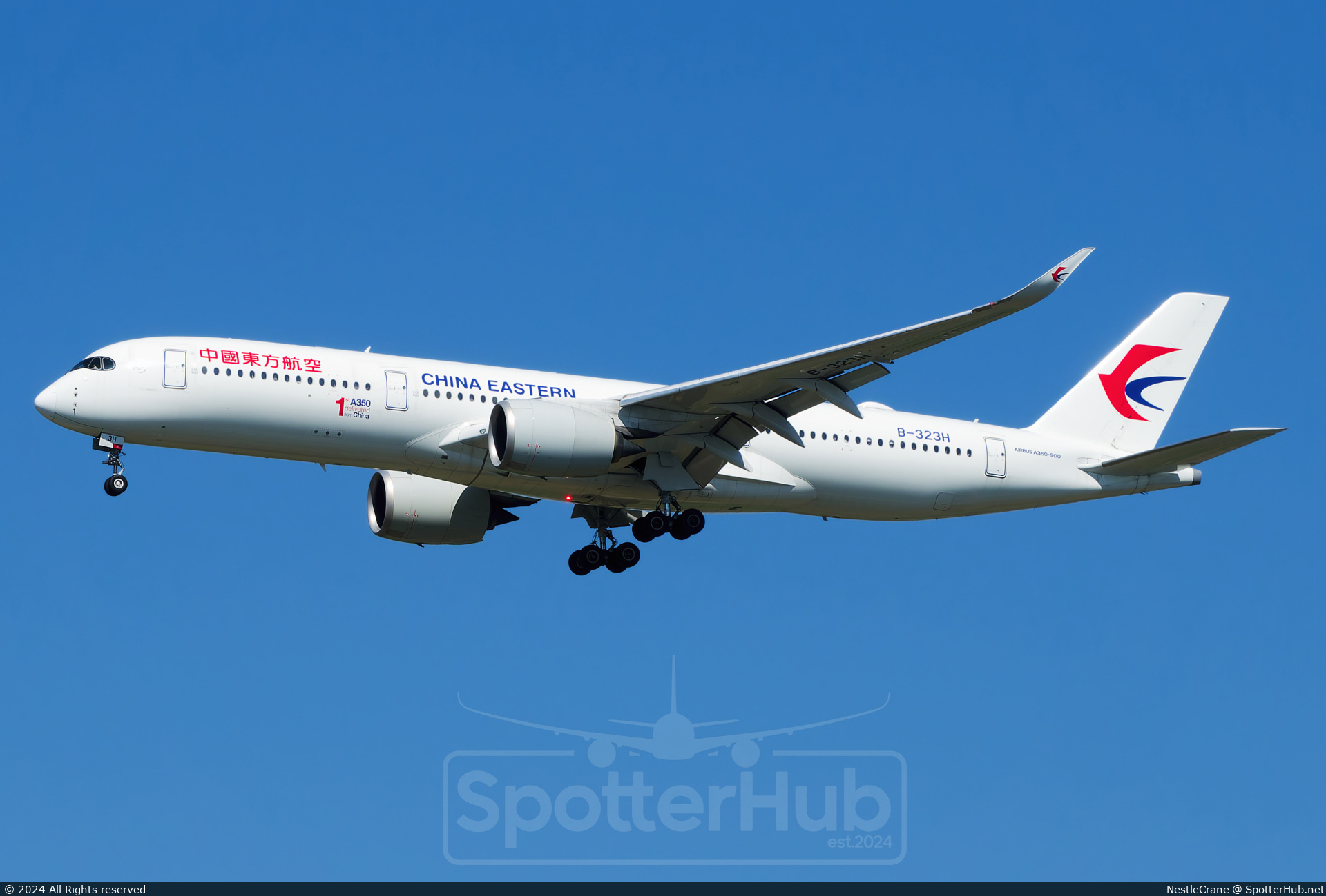 Photo of B-323H - Airbus A350-941 operated by China Eastern Airlines