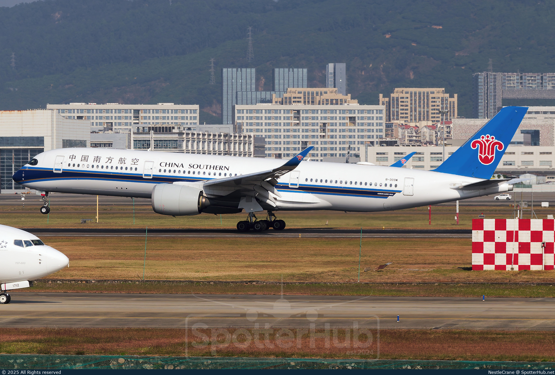 Photo of B-309W - Airbus A350-941 operated by China Southern Airlines