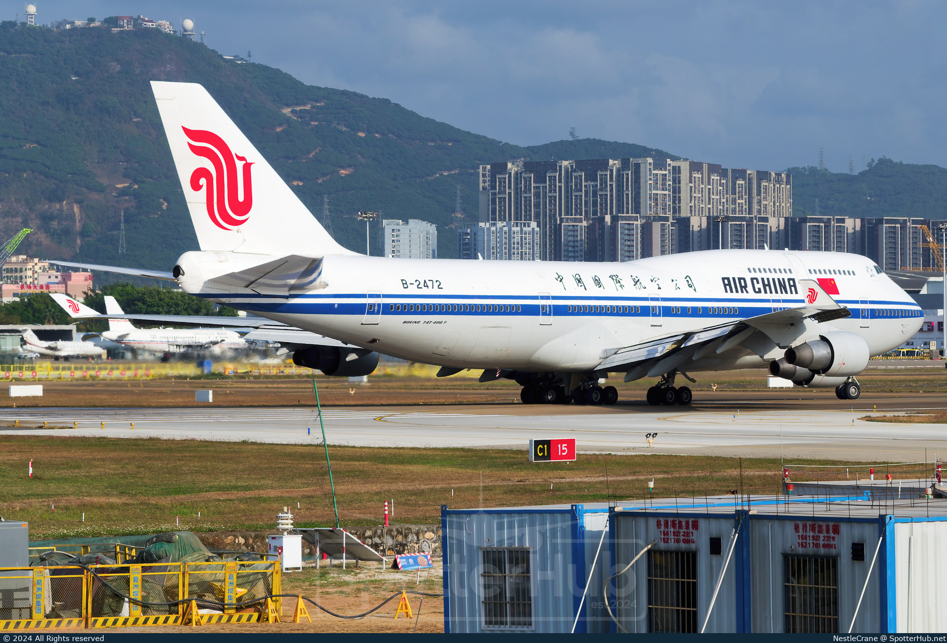 Photo of B-2472 - Boeing 747-4J6 operated by Air China