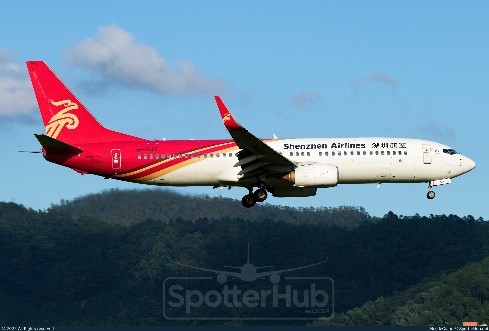 Photo of B-1517 - Boeing 737-87L operated by Shenzhen Airlines