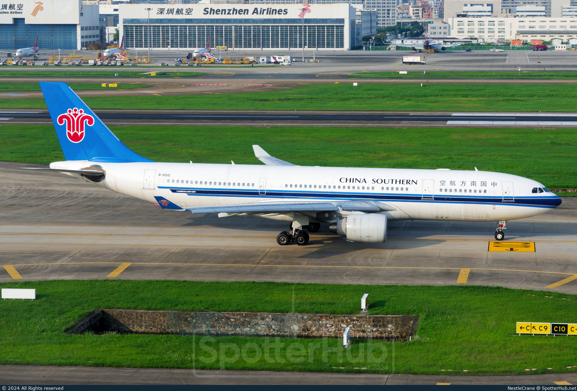 Photo of B-6515 - Airbus A330-223 operated by China Southern Airlines