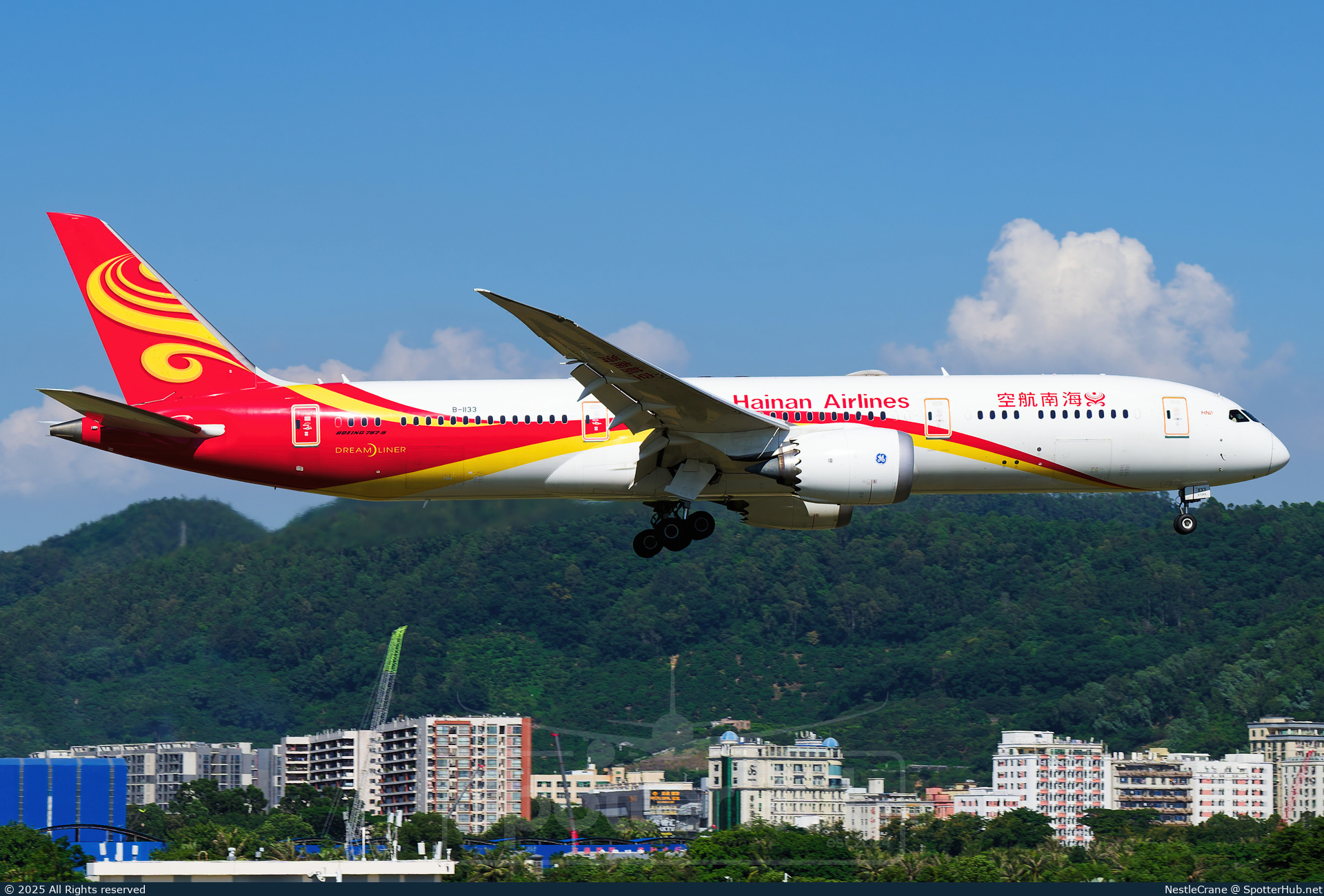 Photo of B-1133 - Boeing 787-9 Dreamliner operated by Hainan Airlines