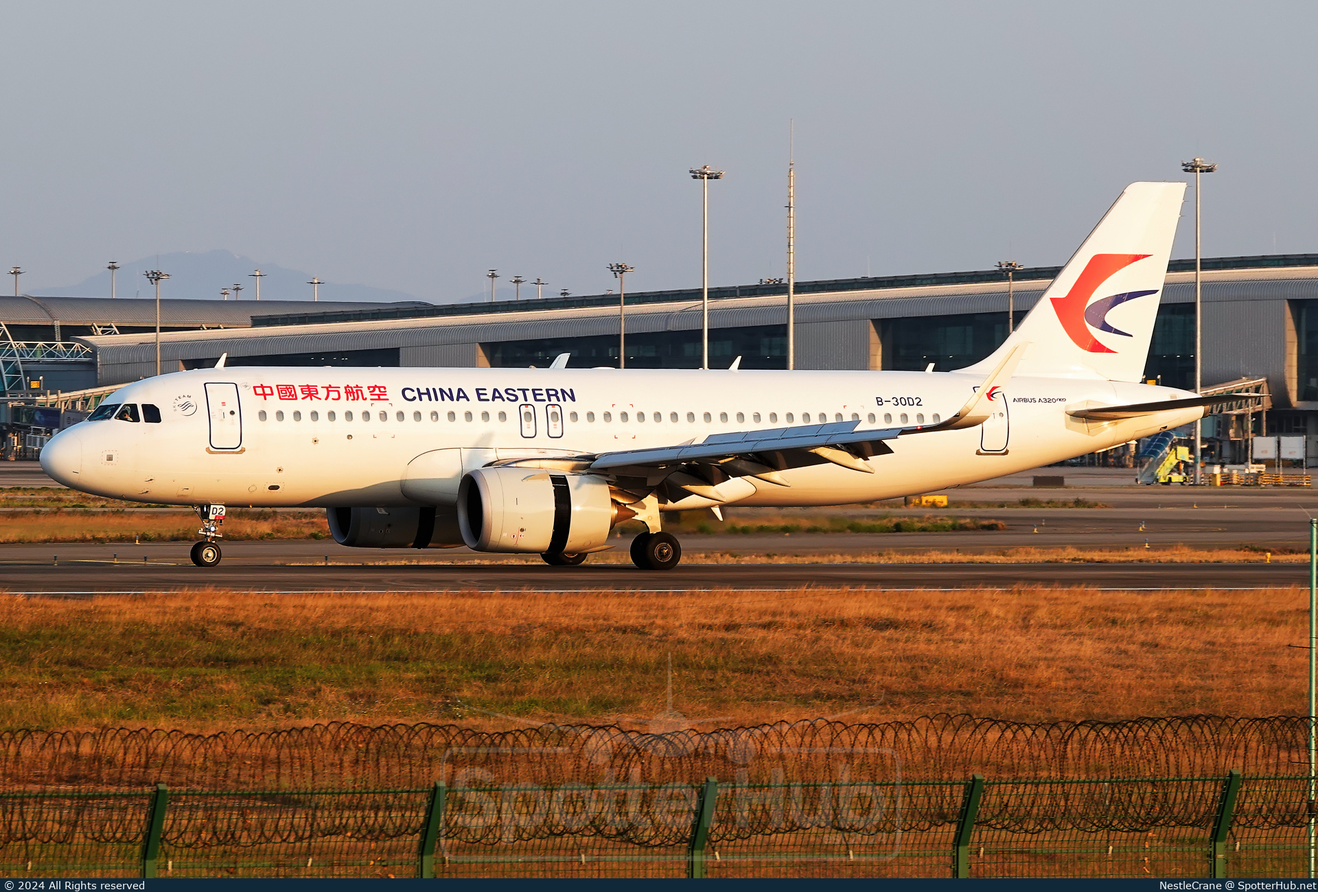 Photo of B-30D2 - Airbus A320-251N operated by China Eastern Airlines