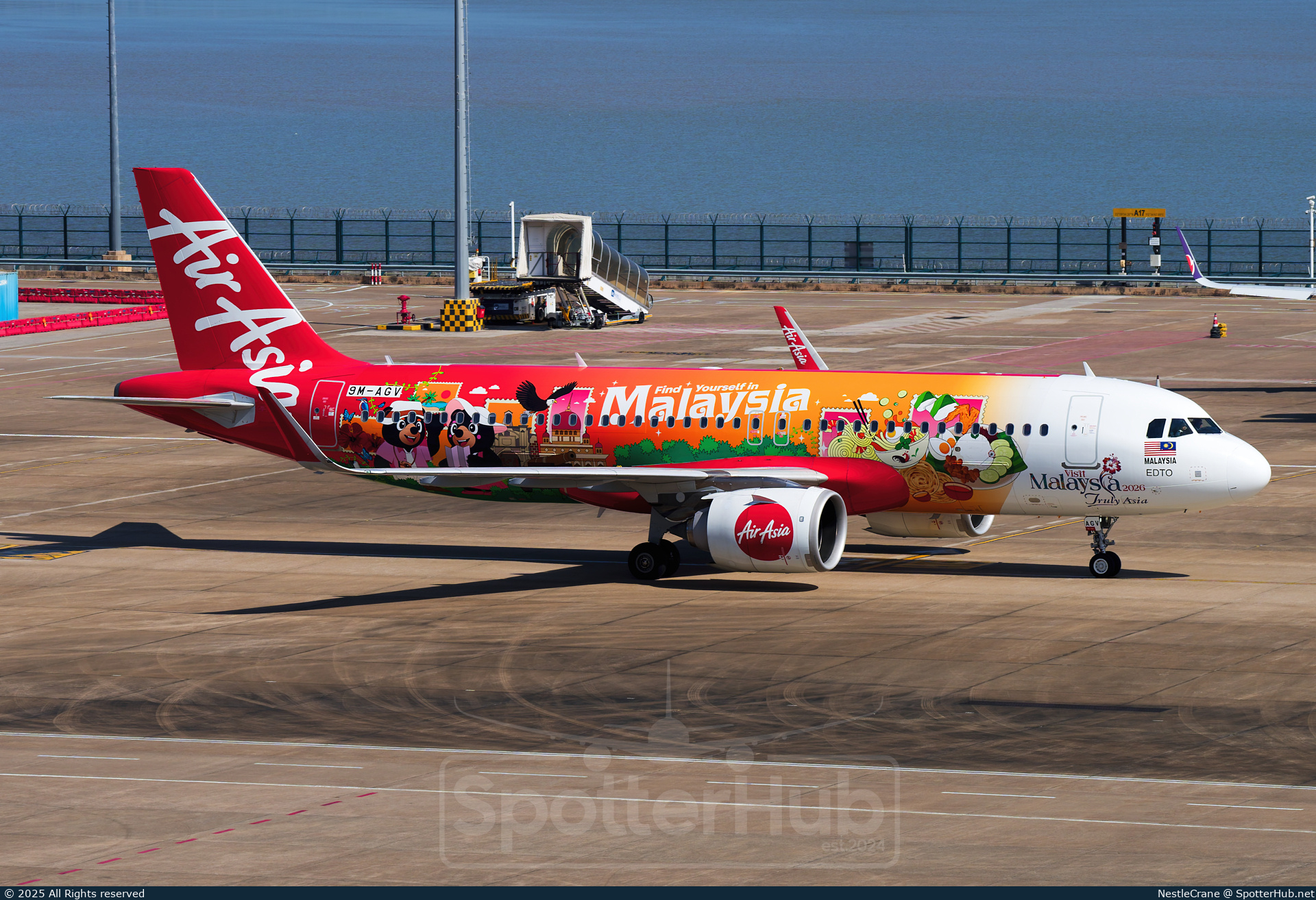 Photo of 9M-AGV - Airbus A320-251N operated by AirAsia