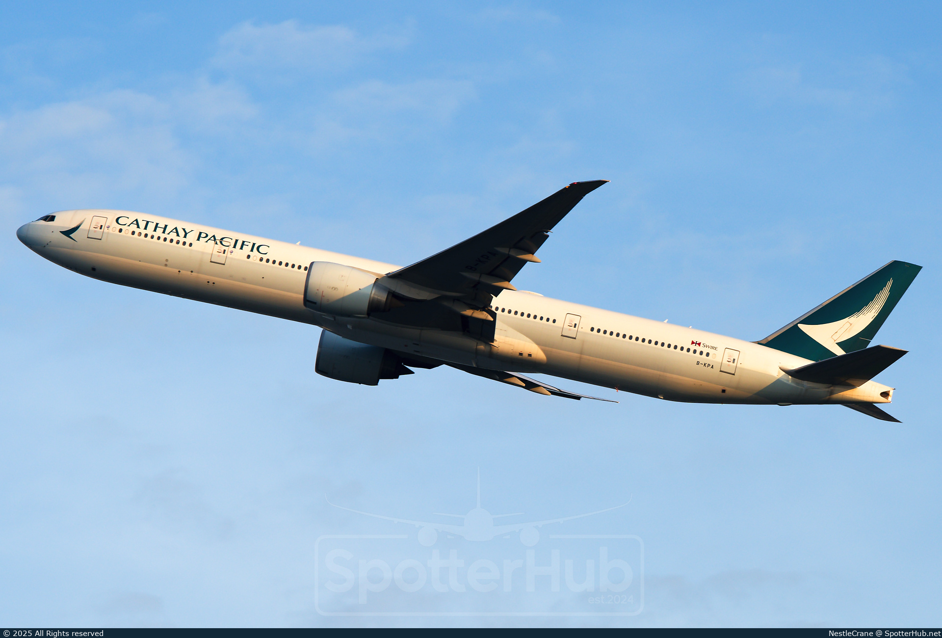 Photo of B-KPA - Boeing 777-367(ER) operated by Cathay Pacific Airways