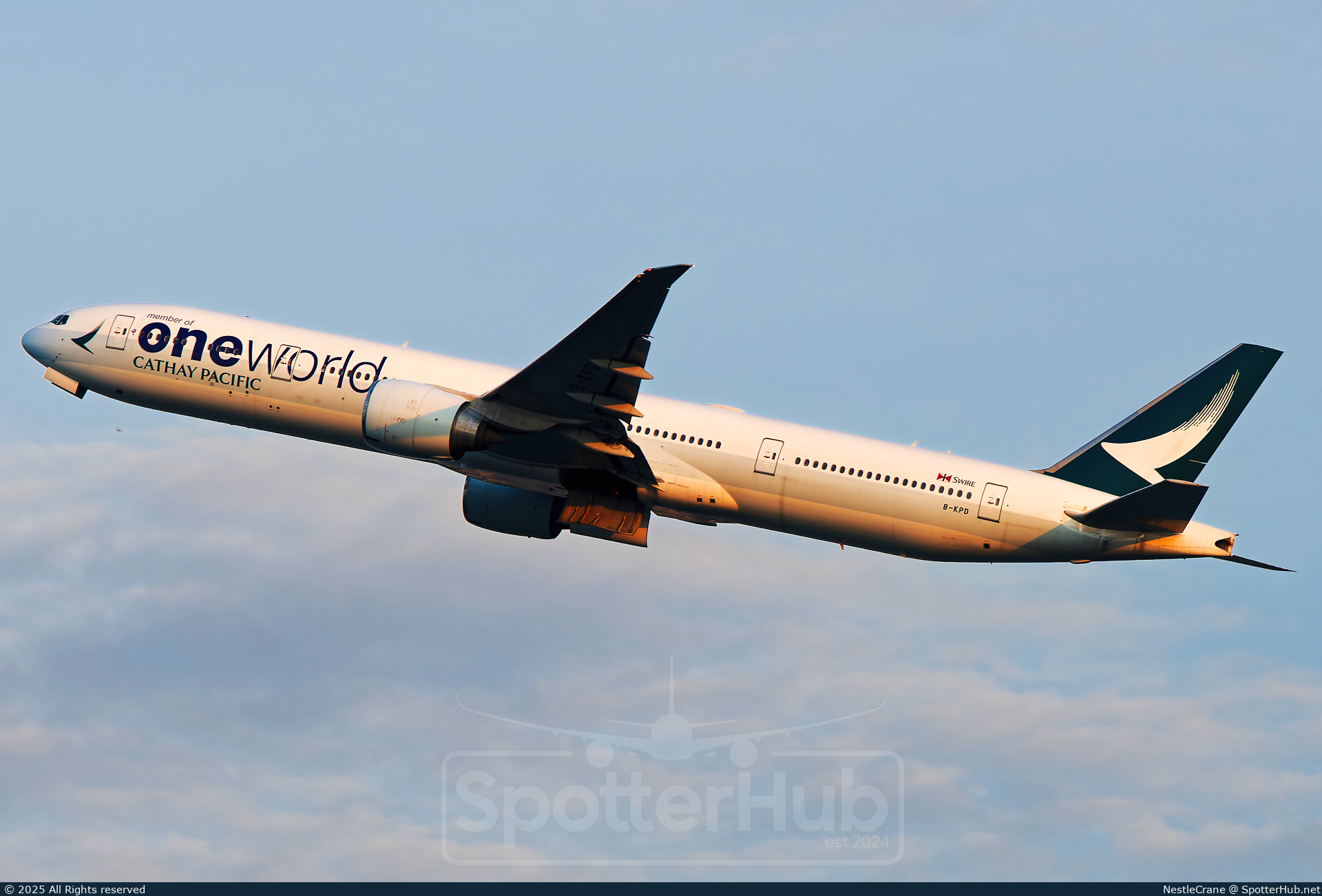 Photo of B-KPD - Boeing 777-367(ER) operated by Cathay Pacific Airways
